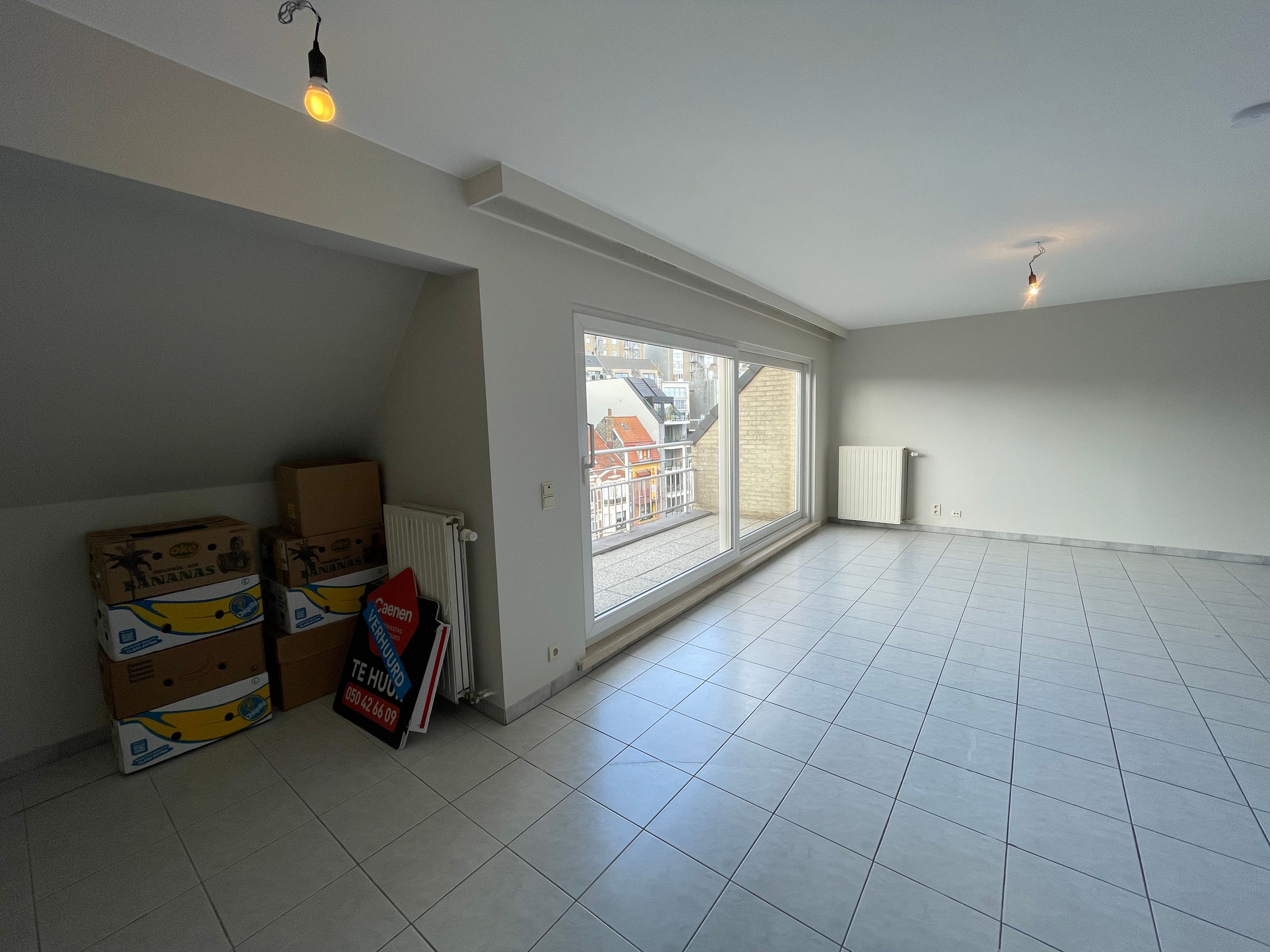 Mooi duplexappartement met drie slaapkamers en twee zongerichte terrassen. foto 7