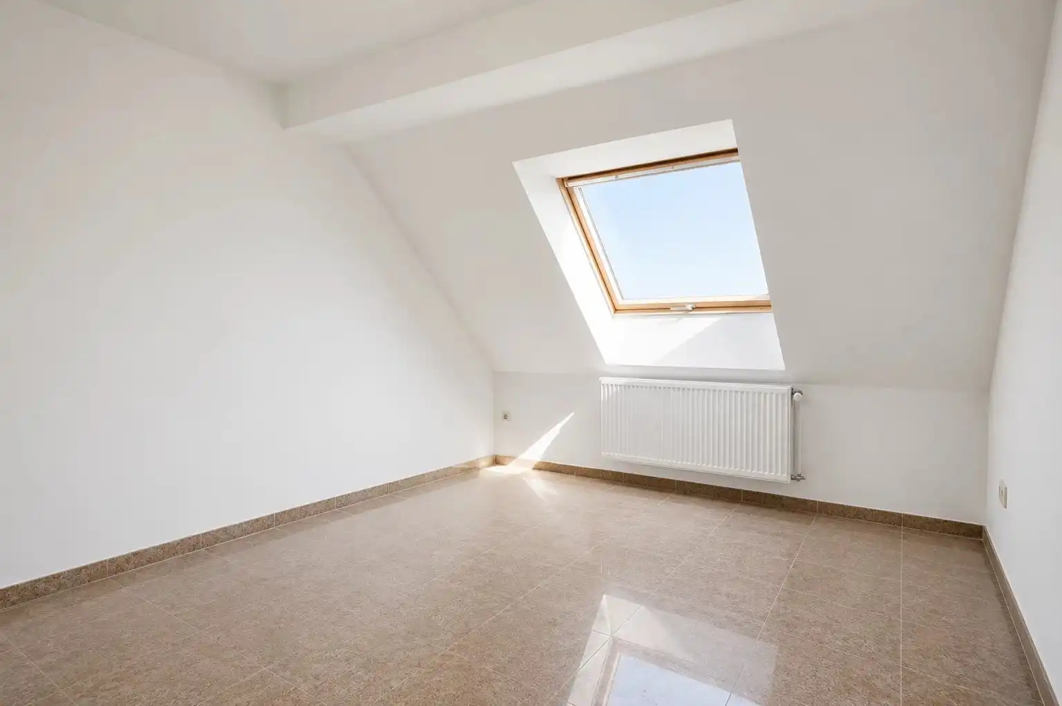 EXCLUSIEF APPARTEMENT VAN 154 M² MET 3 SLPK'S EN 2 BADK'S IN KERMT foto 13