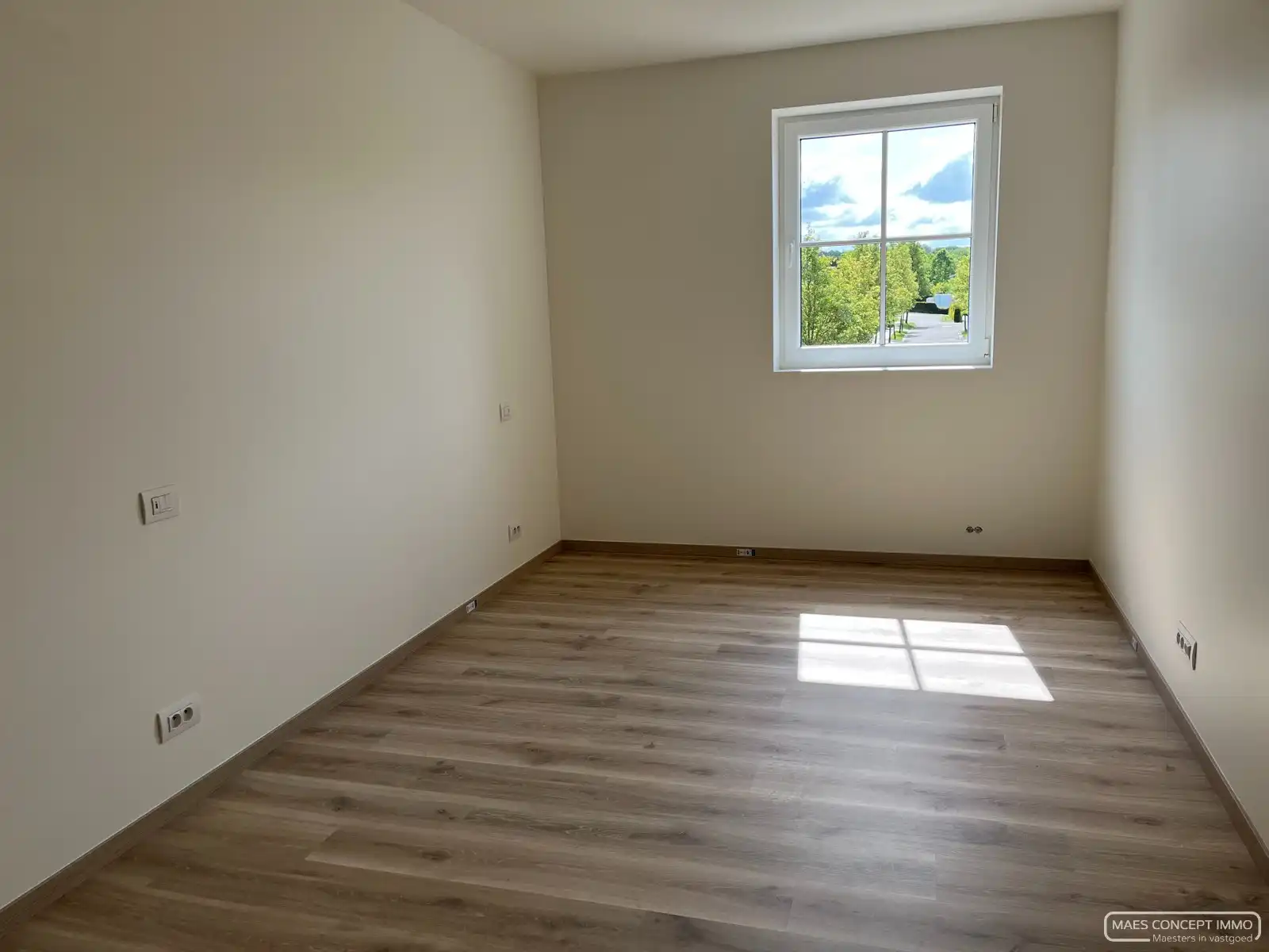 Nieuwbouwwoning met garage en zonnepanelen te huur in Anzegem foto 8