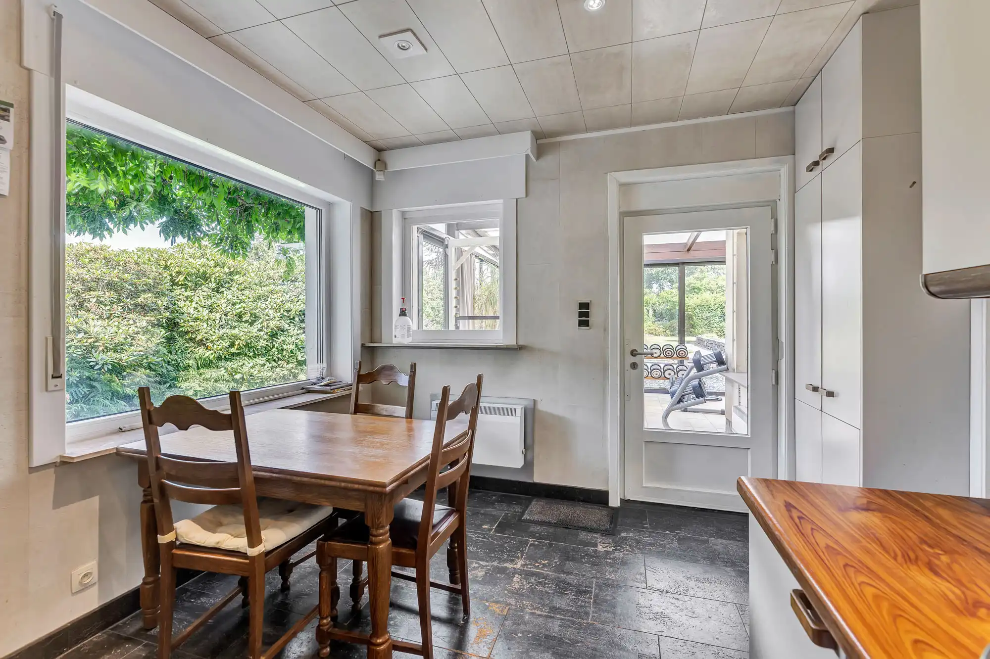 Statige te renoveren villa in Kerksken foto 8