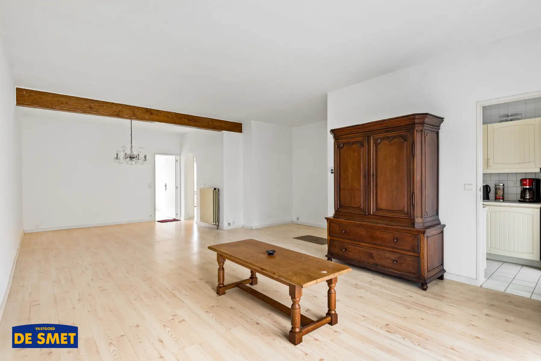 Te renoveren gelijkvloers appartement zonder lift met kelder foto 5