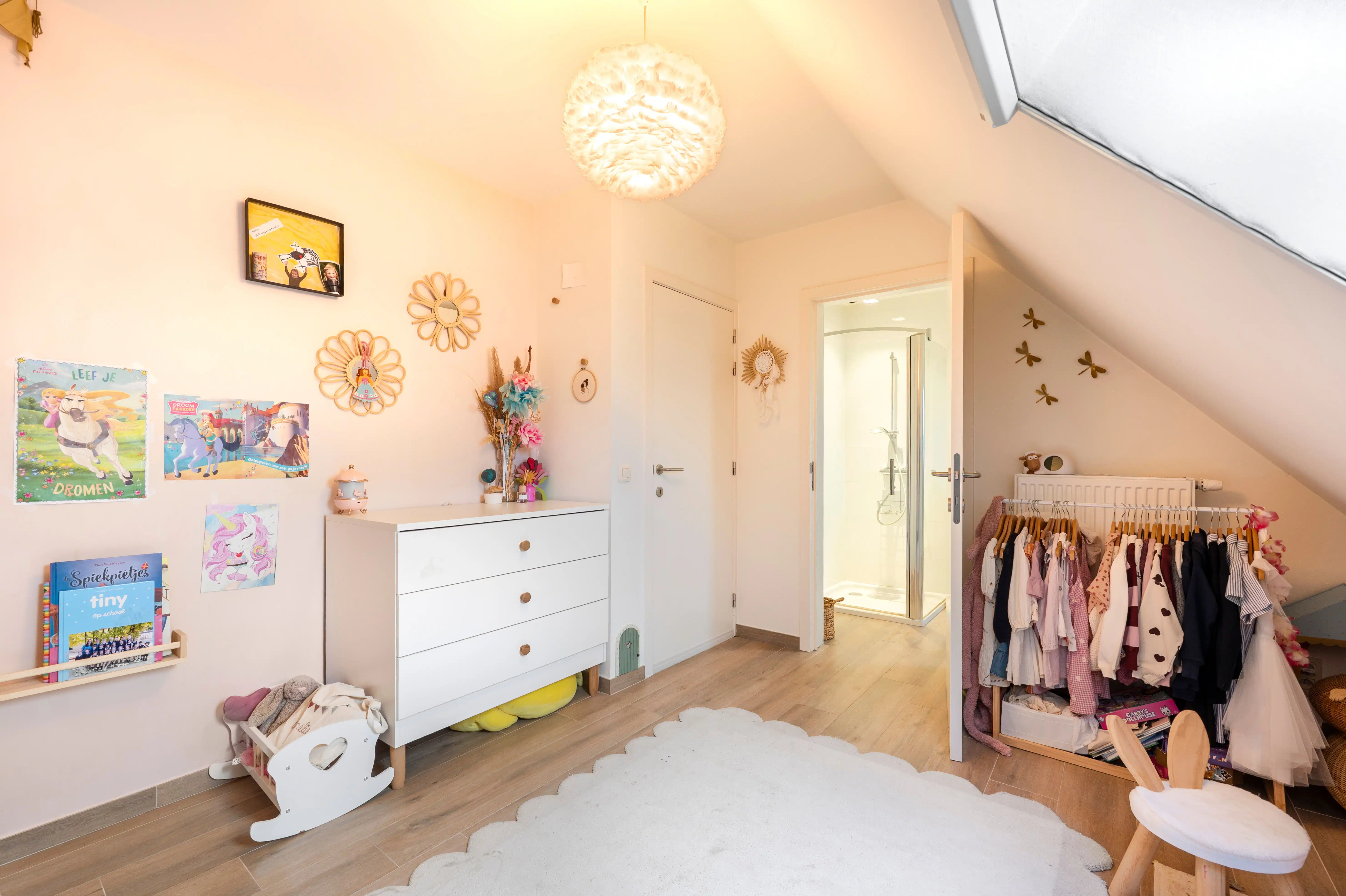 Moderne gezinswoning met gezellige stadstuin op de Lage Kaart te Brasschaat! foto 18