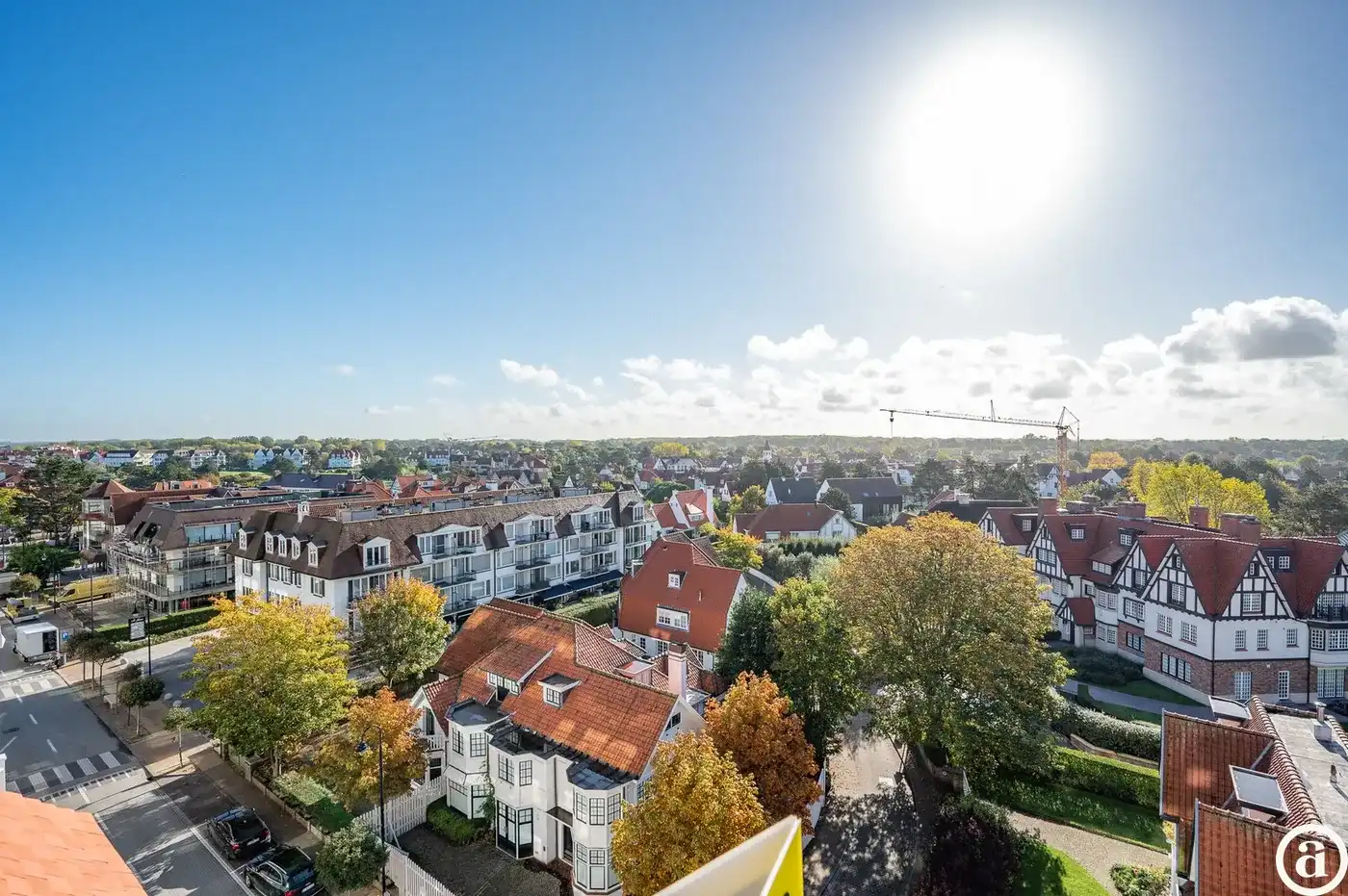 Nieuwbouwappartement gelegen in hartje het Zoute met een prachtig open zicht op de villa's. foto 12