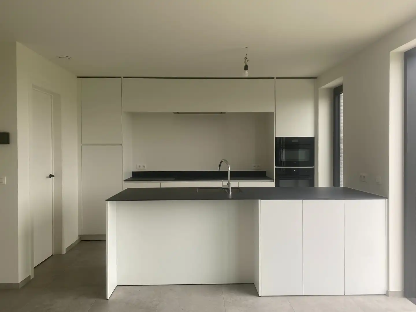 Moderne nieuwbouwwoning met 3 slaapkamers en garage foto 4