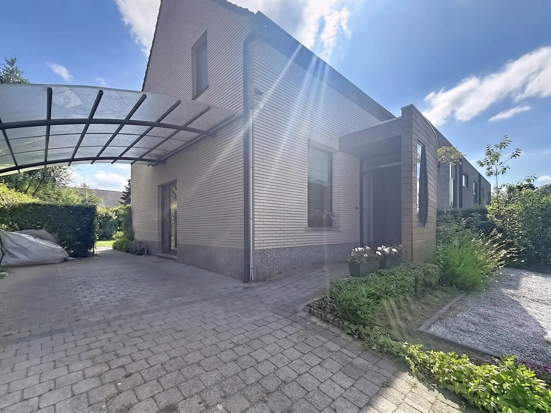 Charmante halfopen bebouwing op toplocatie in Sint-Niklaas! foto 18