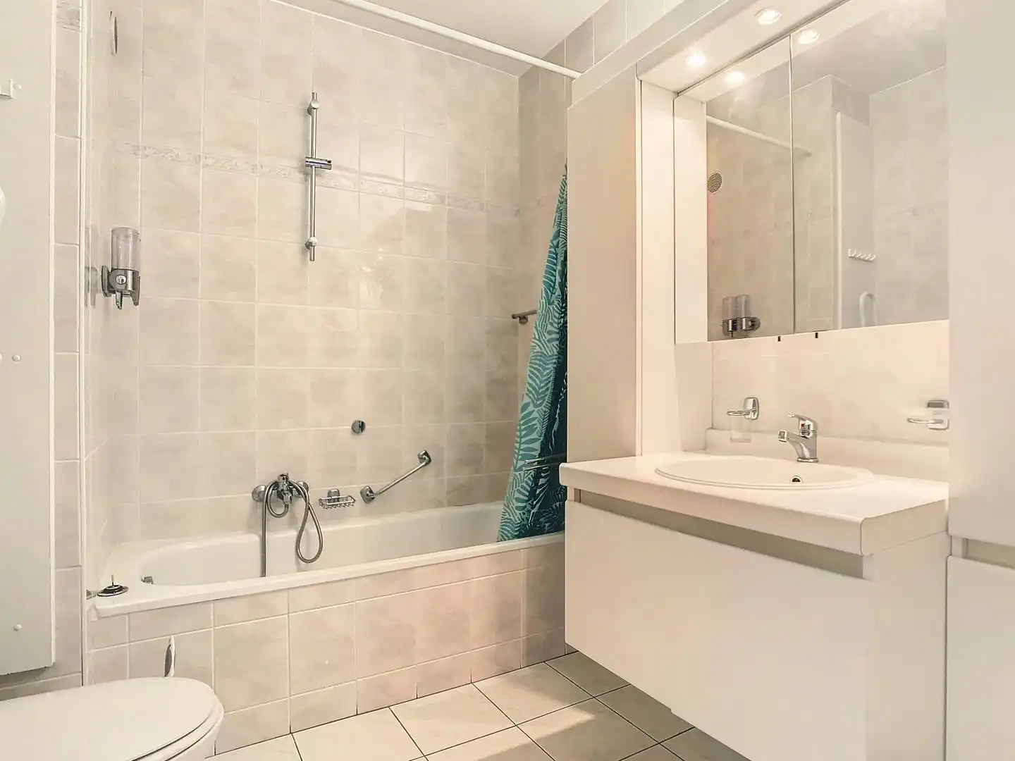 Appartement met 1 slaapkamer en autostaanplaats in Boom foto 13