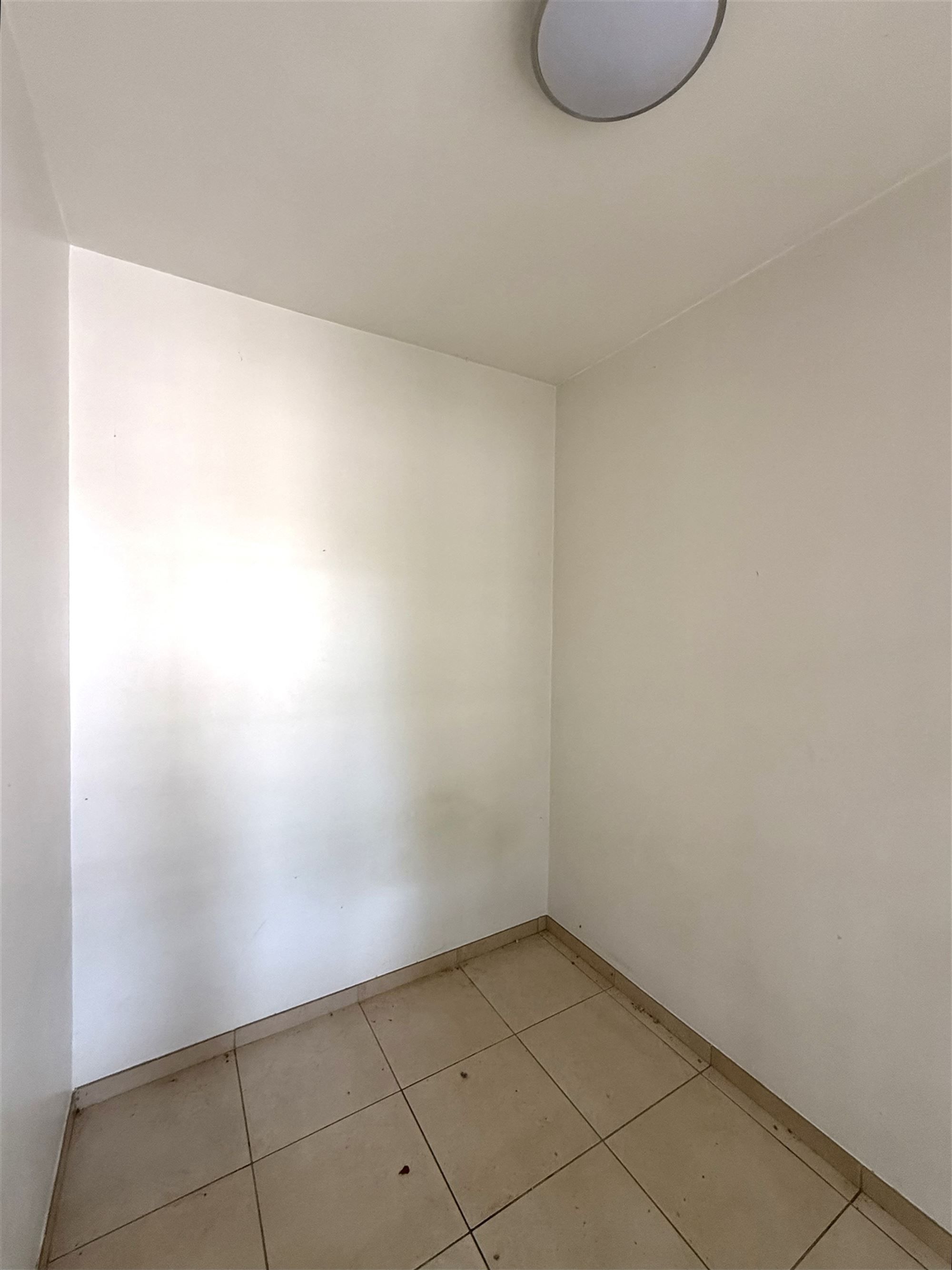 Opbrengsteigendom met 3 appartementen centrum Mortsel foto 15