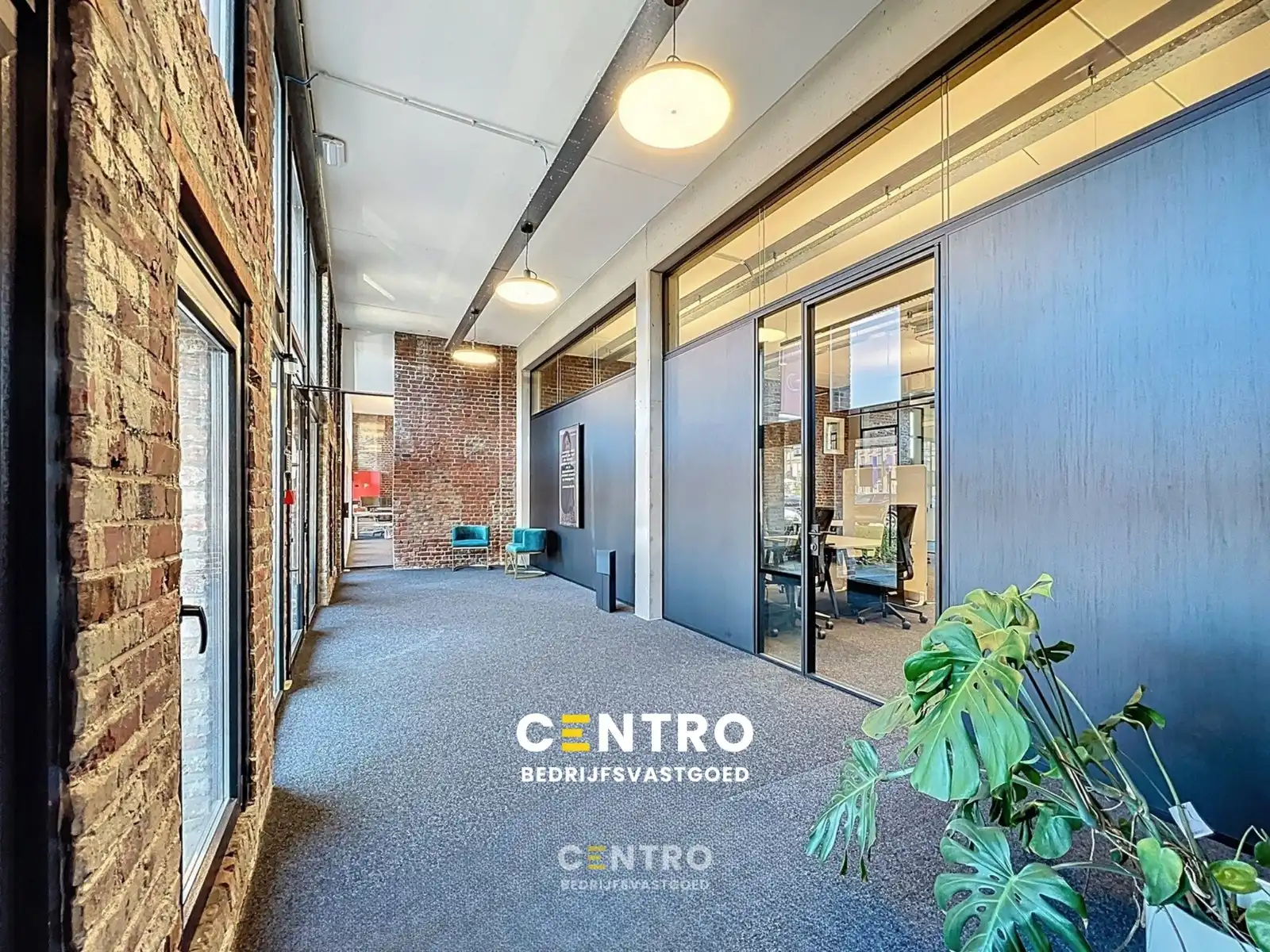 Instapklare KANTOORRUIMTE (178,75 m²) - ALL-IN formule (huur, verbruik, randaccomodatie,...) te Kortrijk ! foto 2