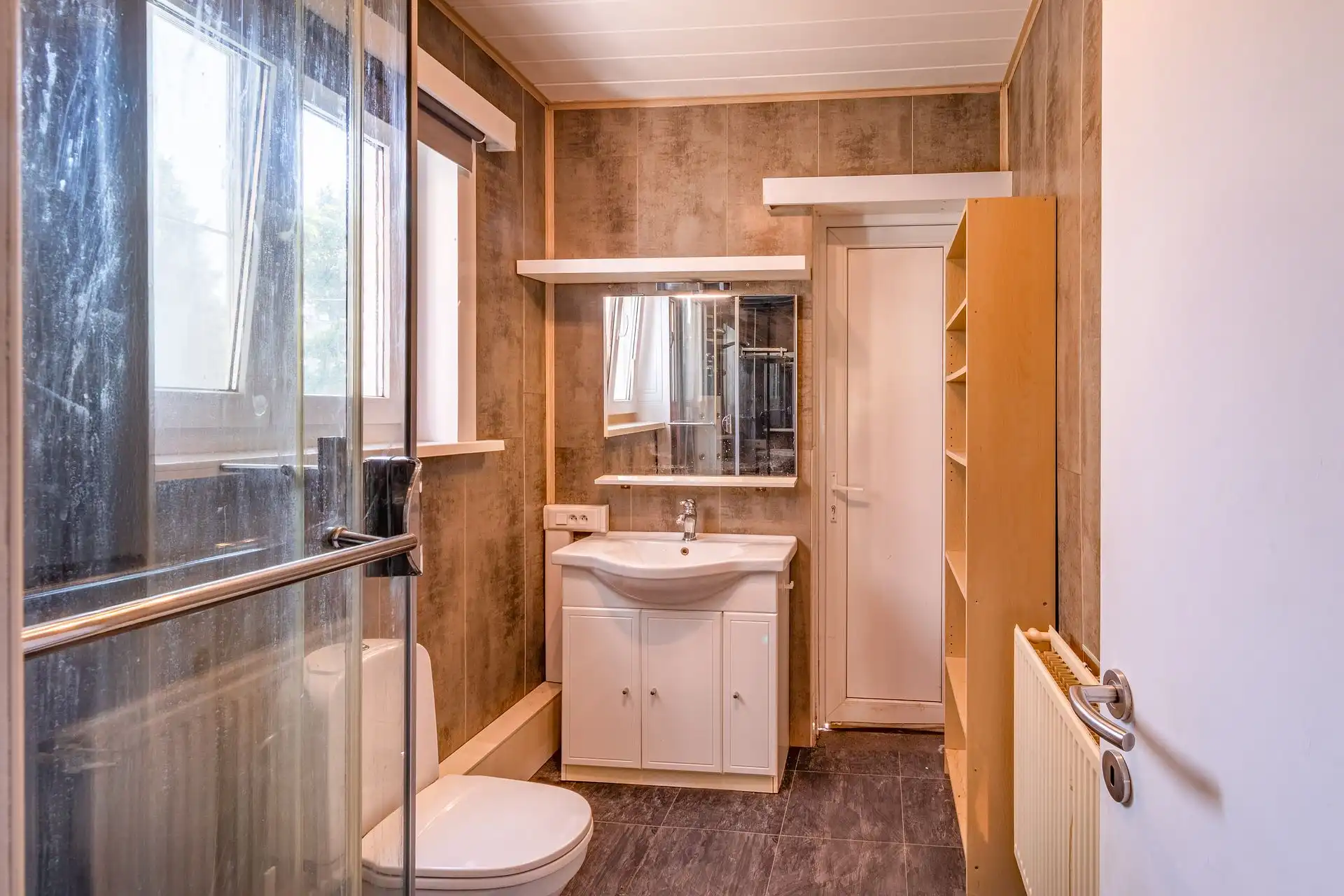 Instapklaar appartement met één slaapkamer op toplocatie in foto 11