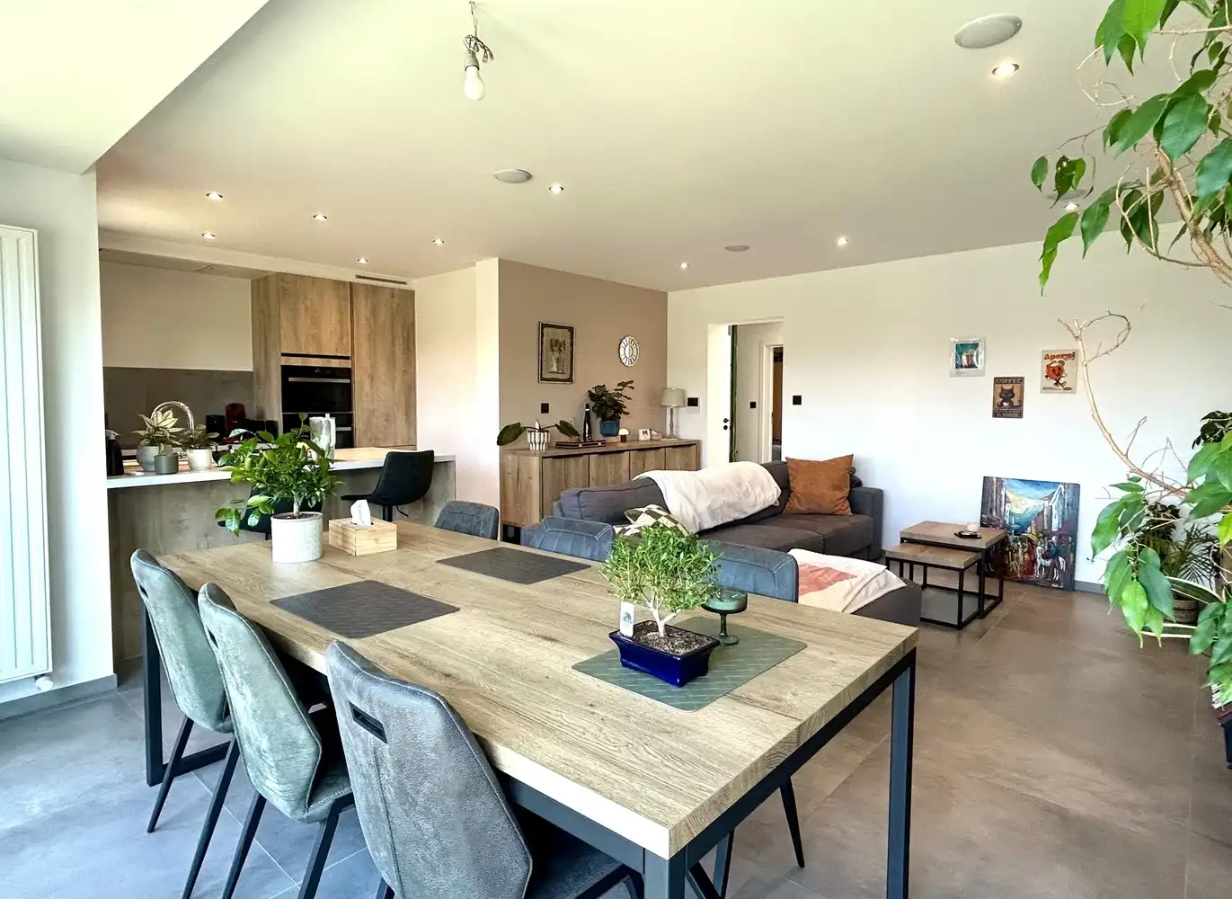 Uniek instapklaar duplex appartement op toplocatie in Kessel-Lo foto {{pictureIndex}}
