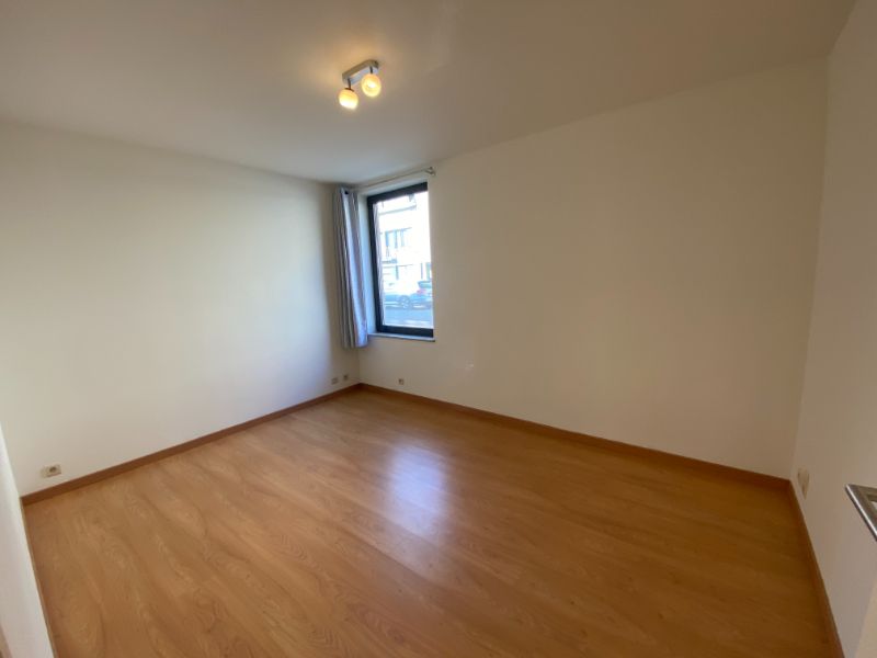 Gezellig gelijkvloers appartement (+-71m²) met autostaanplaats centrum Geel. foto 12