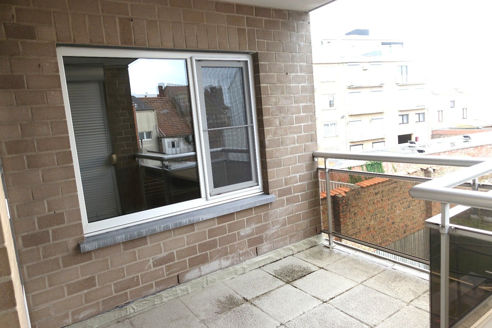 Te huur: appartement met 2 slaapkamers aan de Elisabethlaan in Oostende foto 13