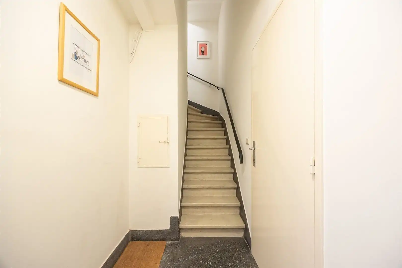 Kantoor GV om te vormen naar woonloft met buitenruimte foto 14