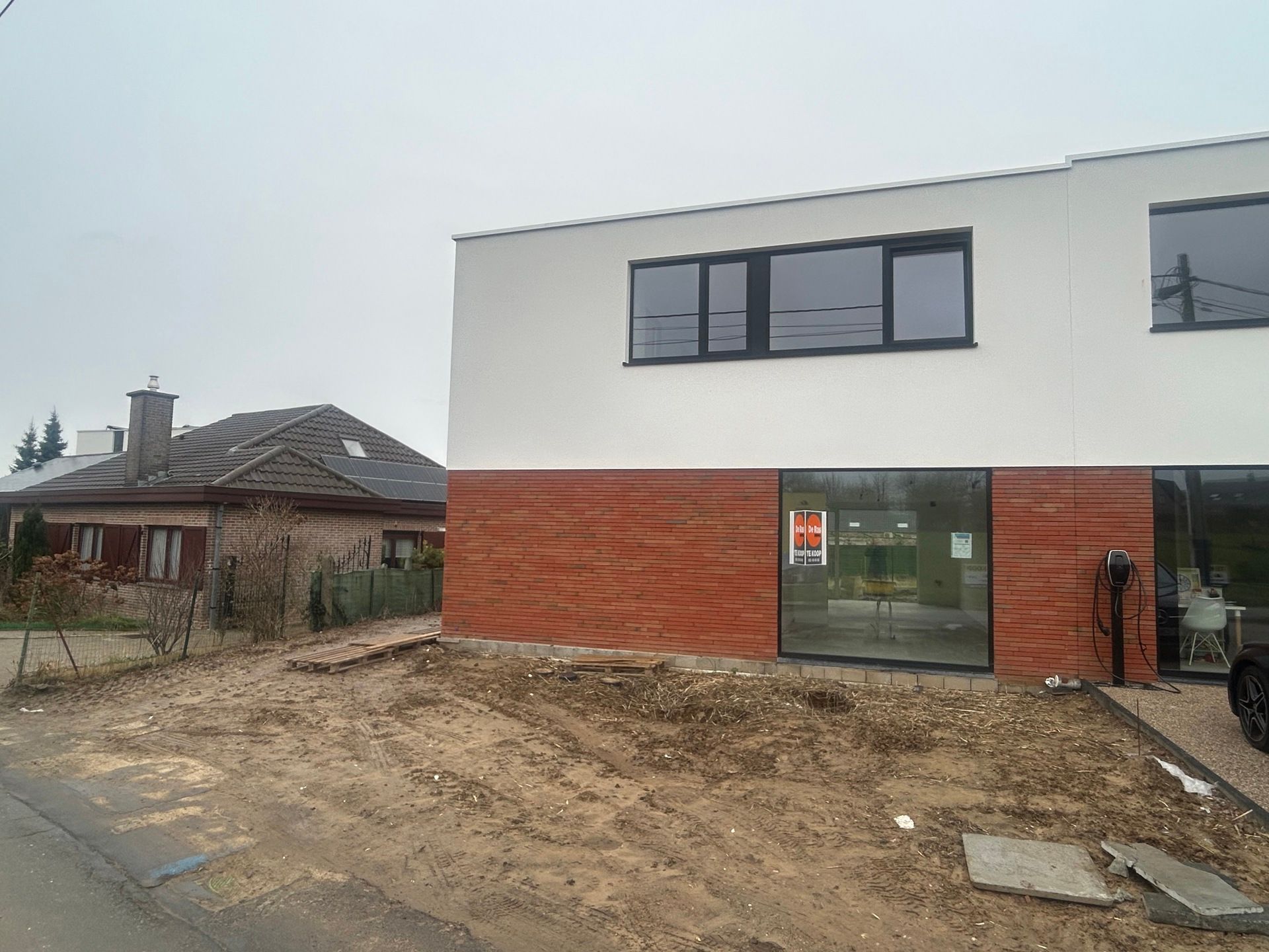 DENDERHOUTEM - Moderne nieuwbouwwoning met alle comfort! foto 2