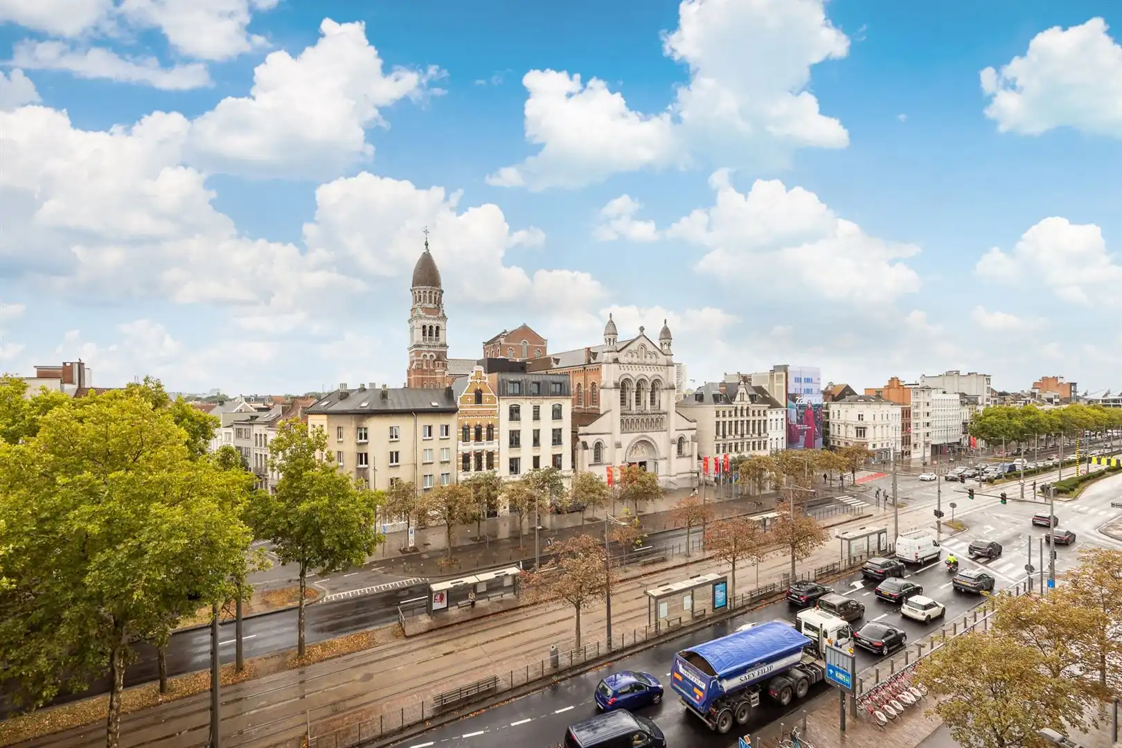 Appartement met zicht over de Leien en het KMSKA foto 14