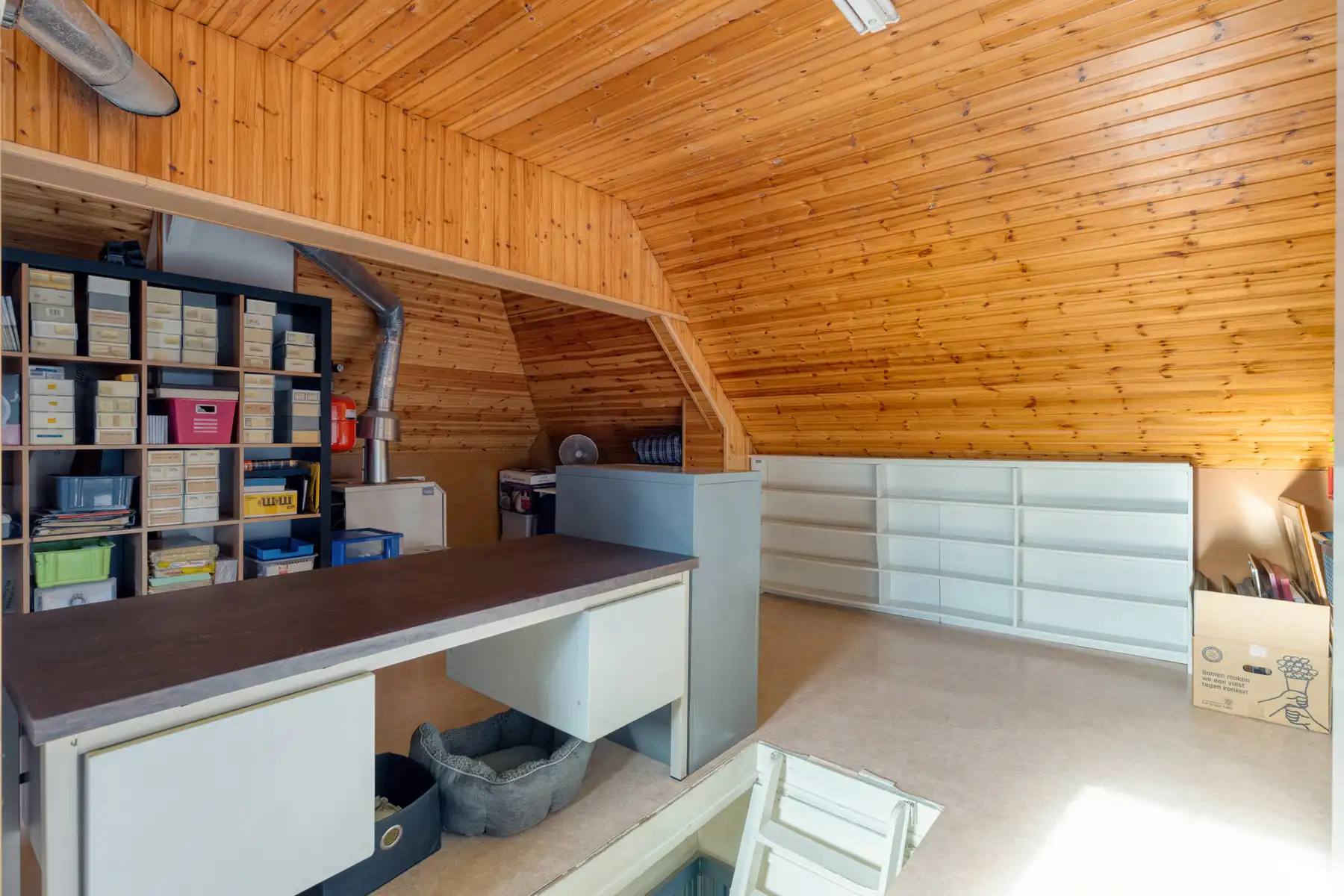 Solide halfopen bebouwing met 3 slaapkamers en garage foto 24