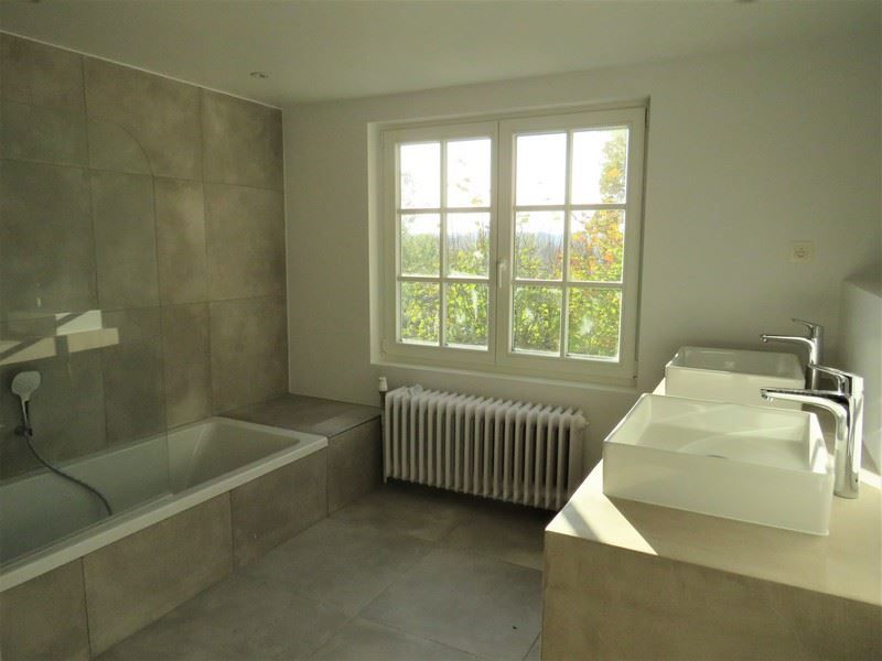 Villa met zonnige tuin in een rustige buurt foto 11