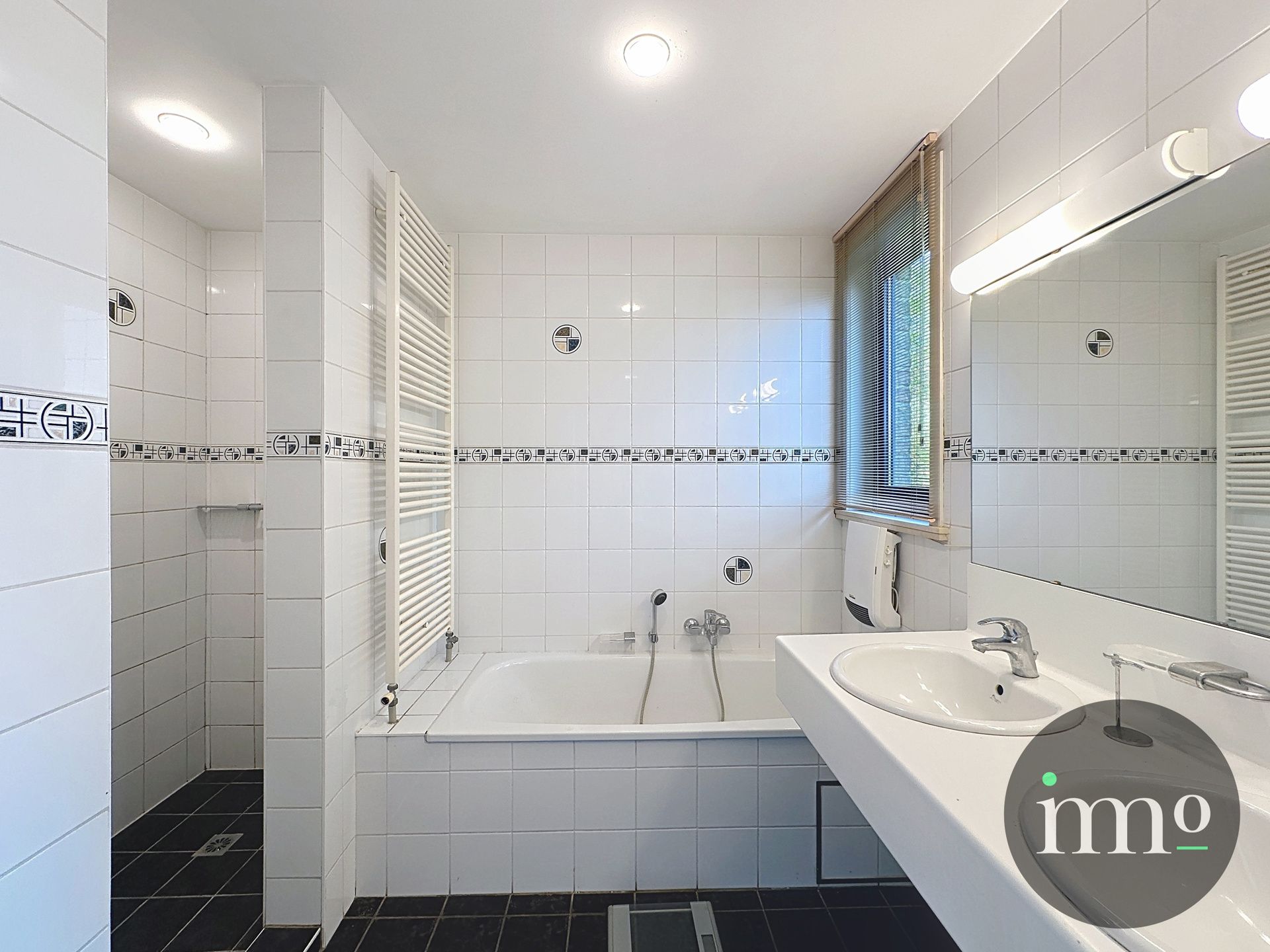 Topligging! Viergevel in groene omgeving foto 13