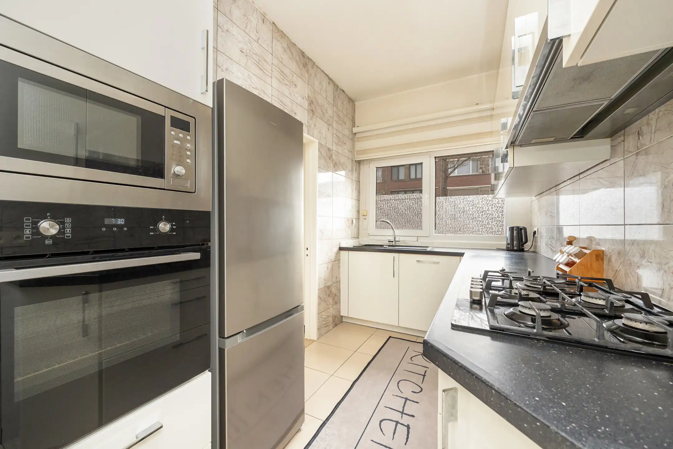 Instapklare gezinswoning met 3 slaapkamers foto 11