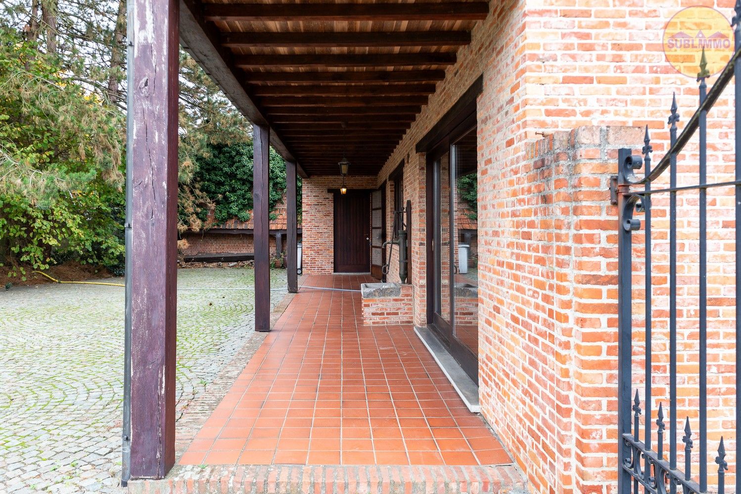 Karaktervolle woning met 6 slaapkamers op een ruim perceel van 21a 73ca foto 31