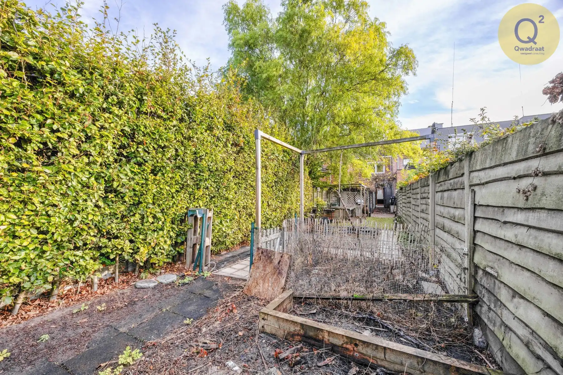 Gerenoveerde instapklare woning met grote tuin foto 46