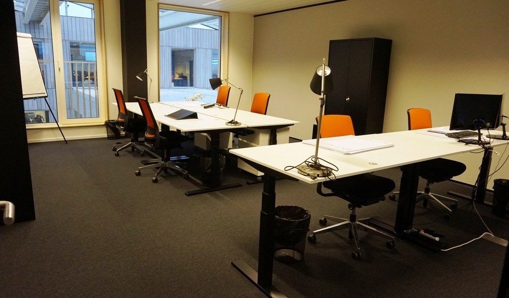 Gemeubeld kantoor in businesscenter Talentarena aan Dampoort station foto 3