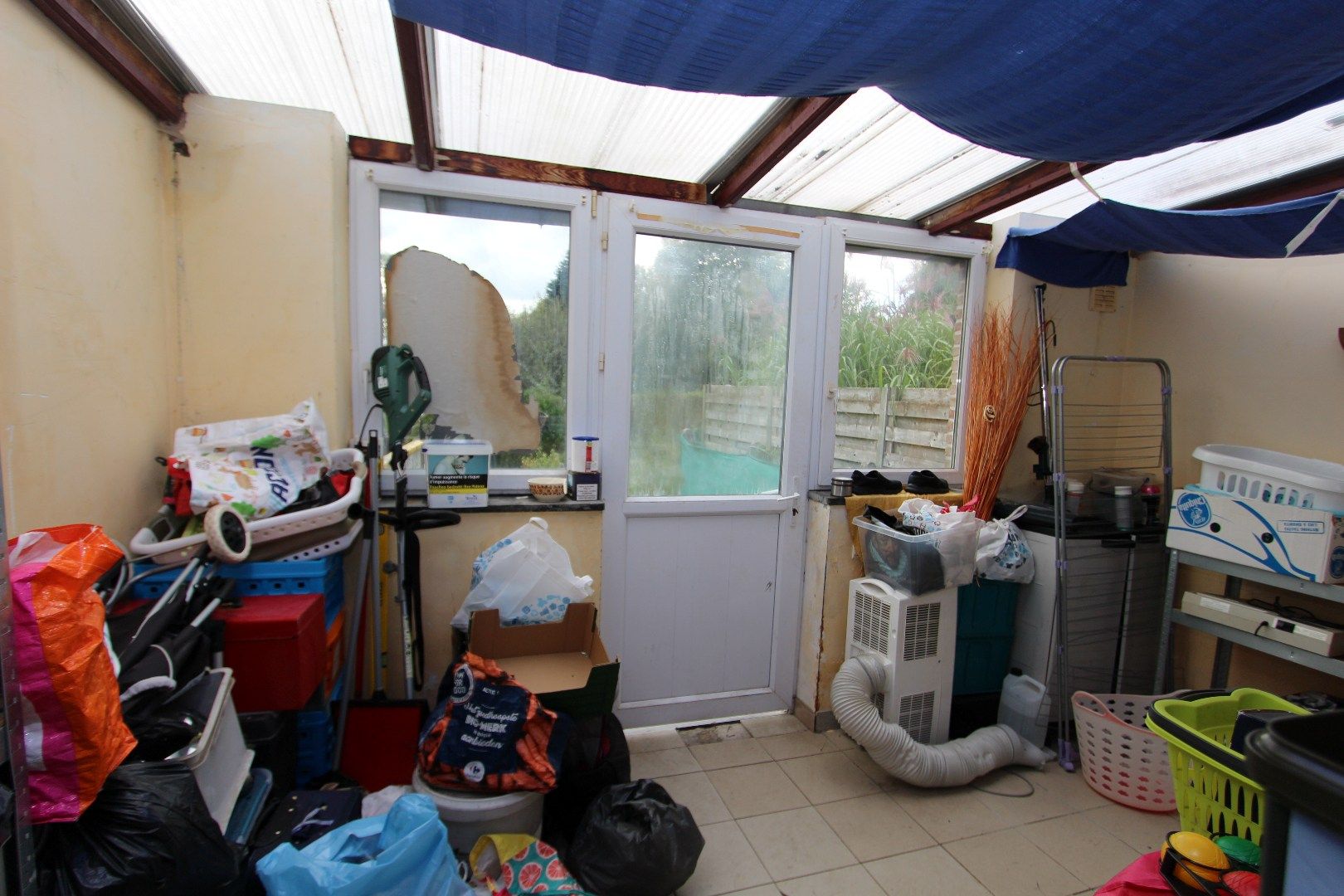 Ruime woning met terras en tuin - stadsrand Tongeren foto 9