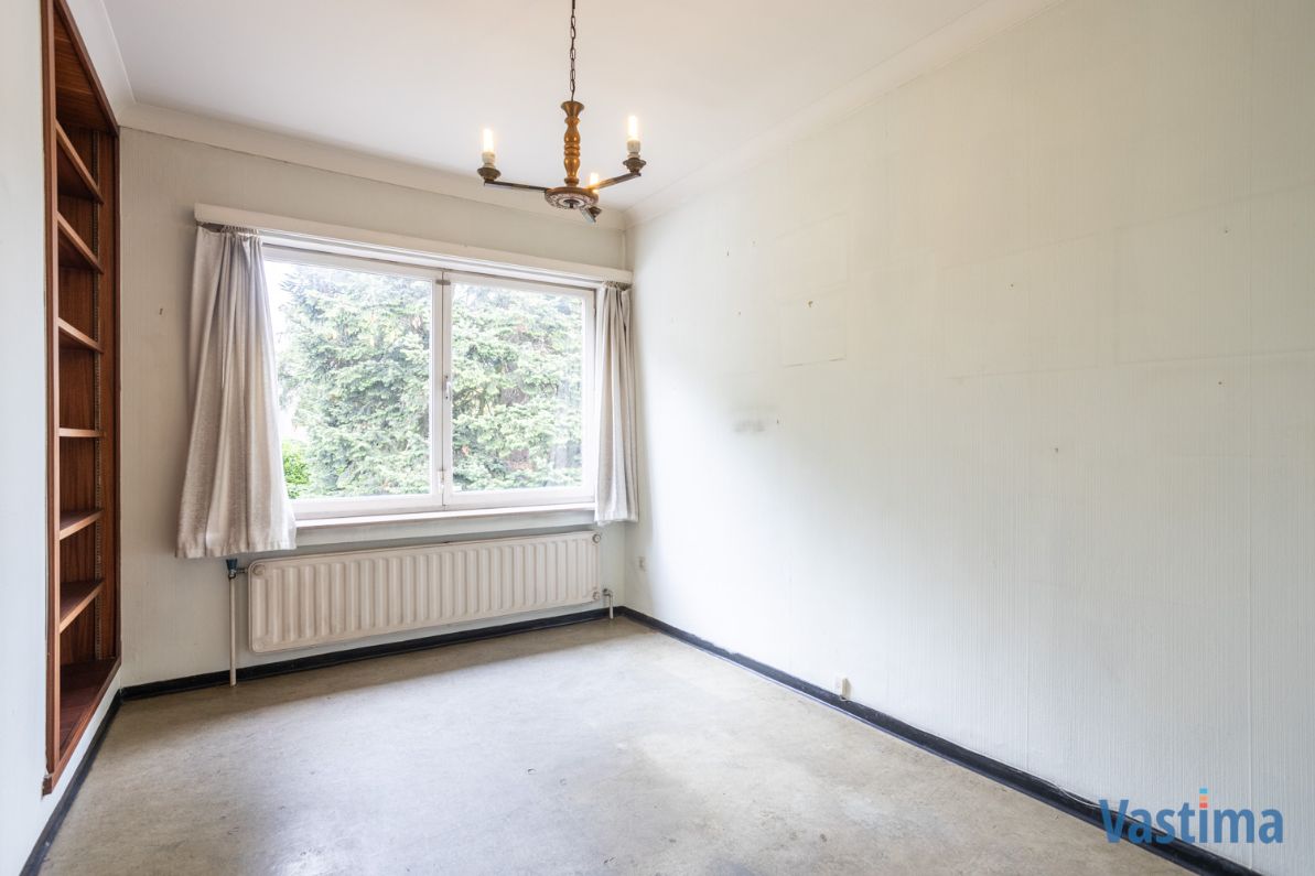 Statige burgerwoning met 5 slaapkamers, garage en tuin foto 21