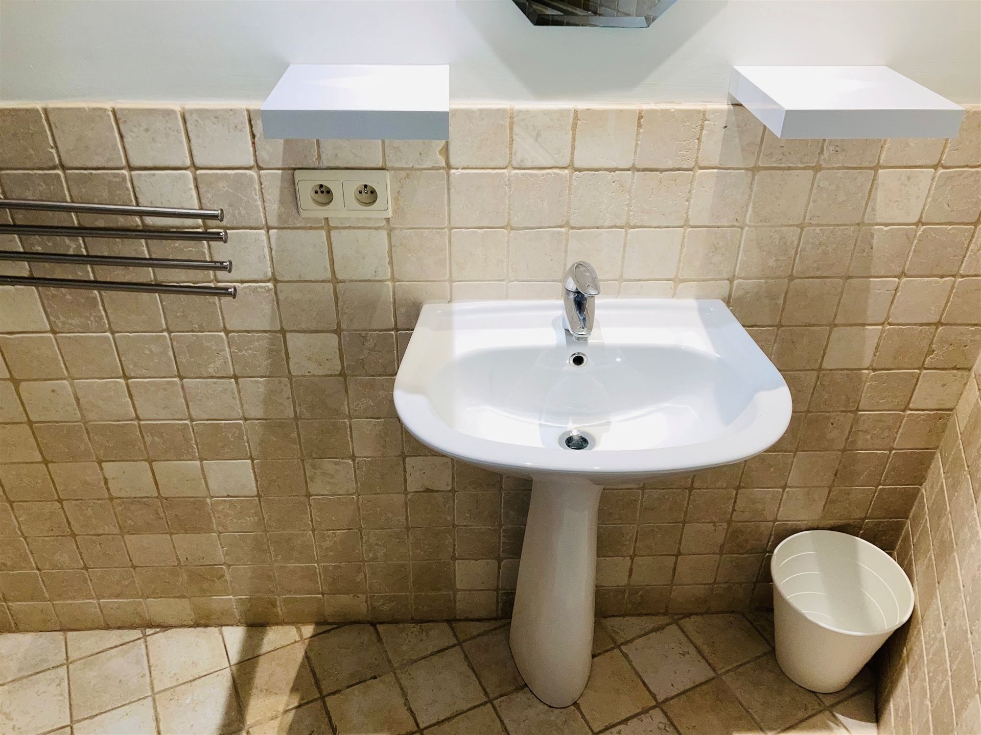 Mooi gemeubeld 2SK Dplex-appartement - Kortbij EGG foto 19