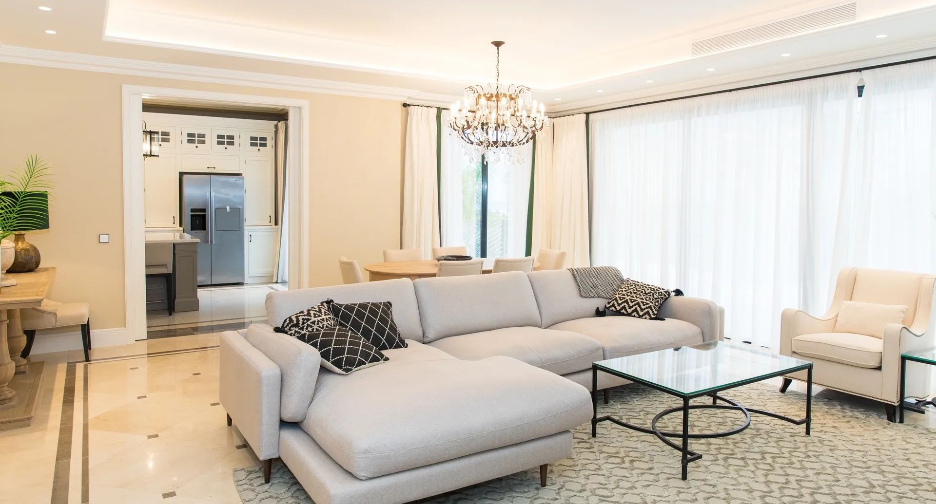 Luxe leven op hoog niveau – adembenemende nieuwbouwvilla met panoramisch zeezicht aan de Costa del Sol foto 5