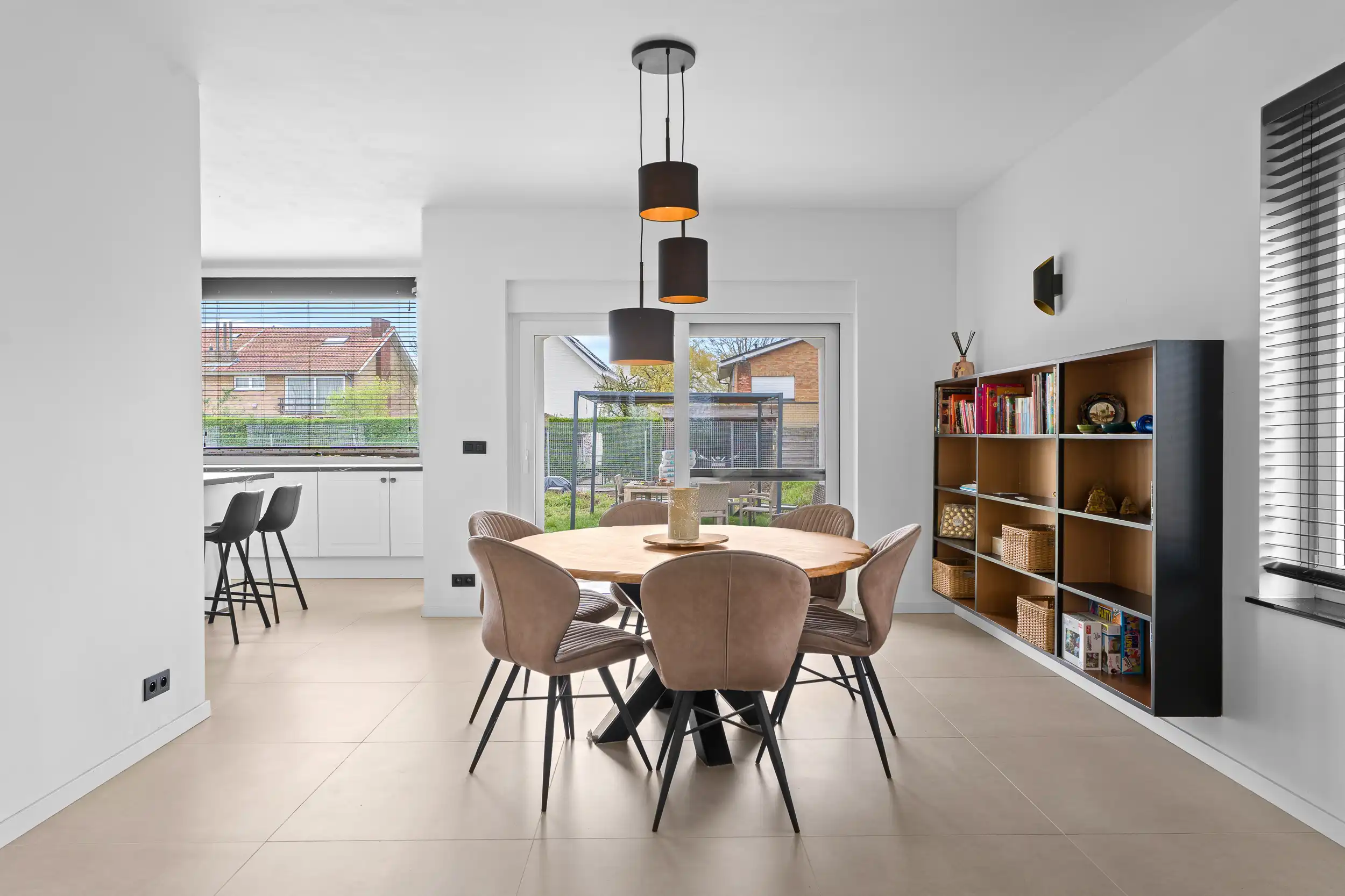 Instapklare topper met 5 slpks & uitweg achteraan foto 6