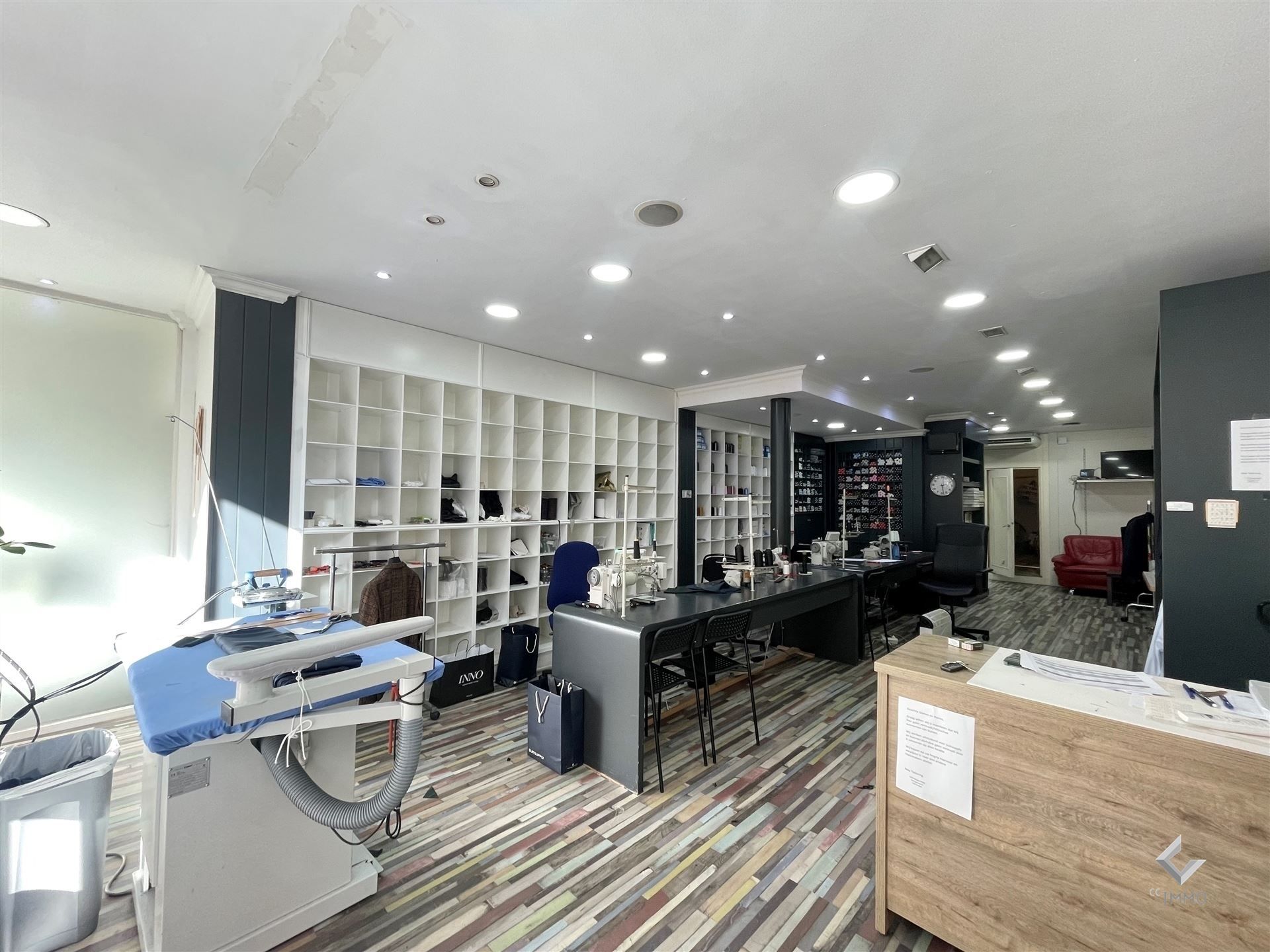 Handelspand ca. 90m² op de Leopoldstraat! foto 5