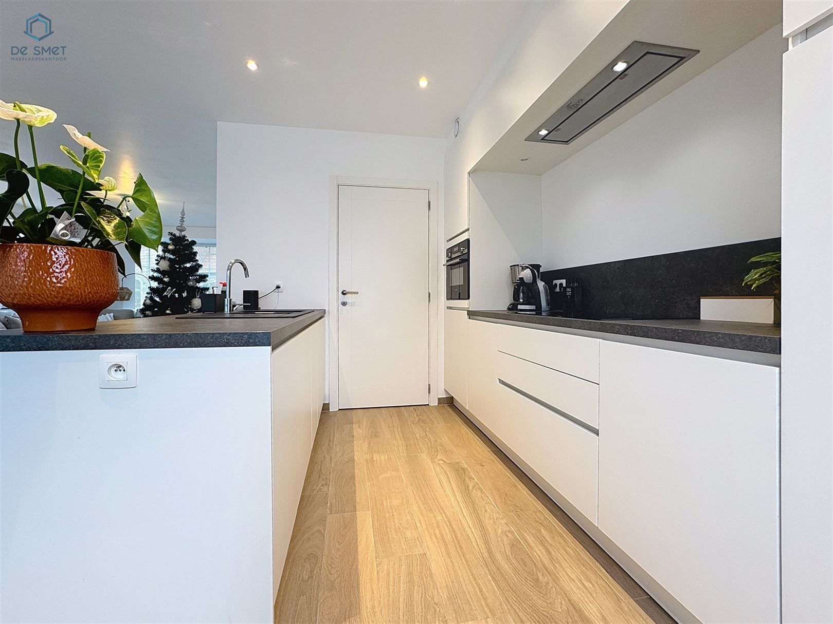 Energiezuinige nieuwbouwwoning met 3 slks en garage! foto 6