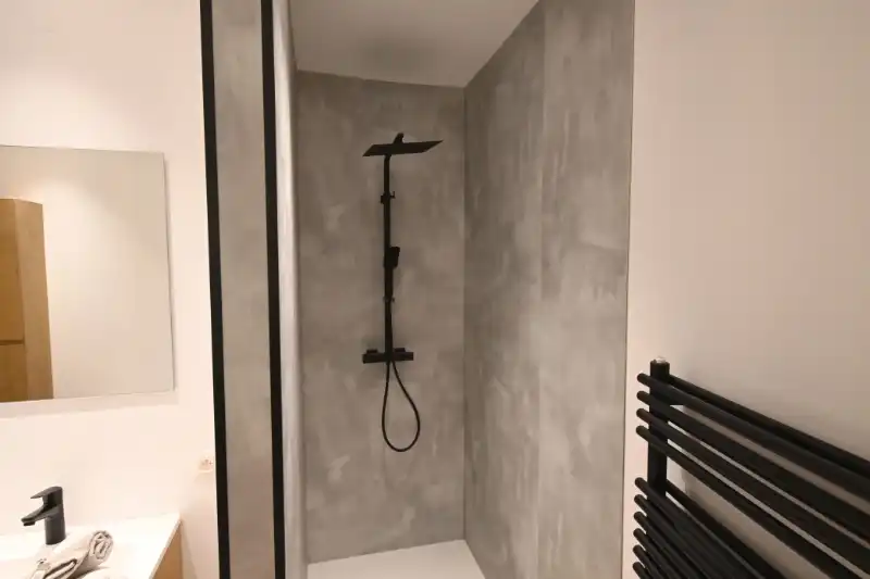 Instapklare, volledig gerenoveerde woning met 3 slaapkamers en tuin met groen zicht – EPC A foto 20