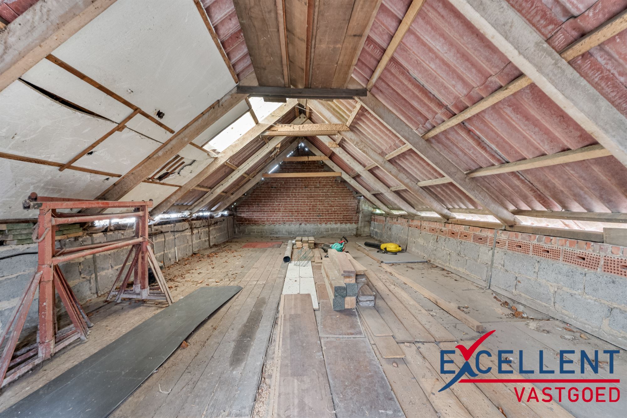 Charmante woning in doodlopende straat te koop foto 22