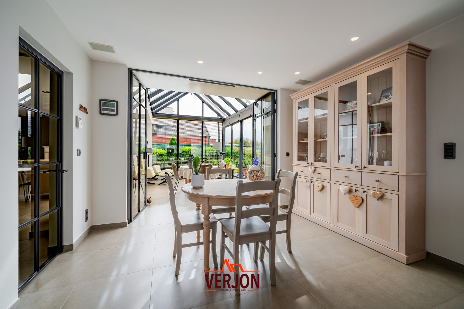 Kijkdag 11/10/2025 tussen 11 en 12 uur! Exclusieve woning met hangaar en luxueuze leefruimtes foto 22