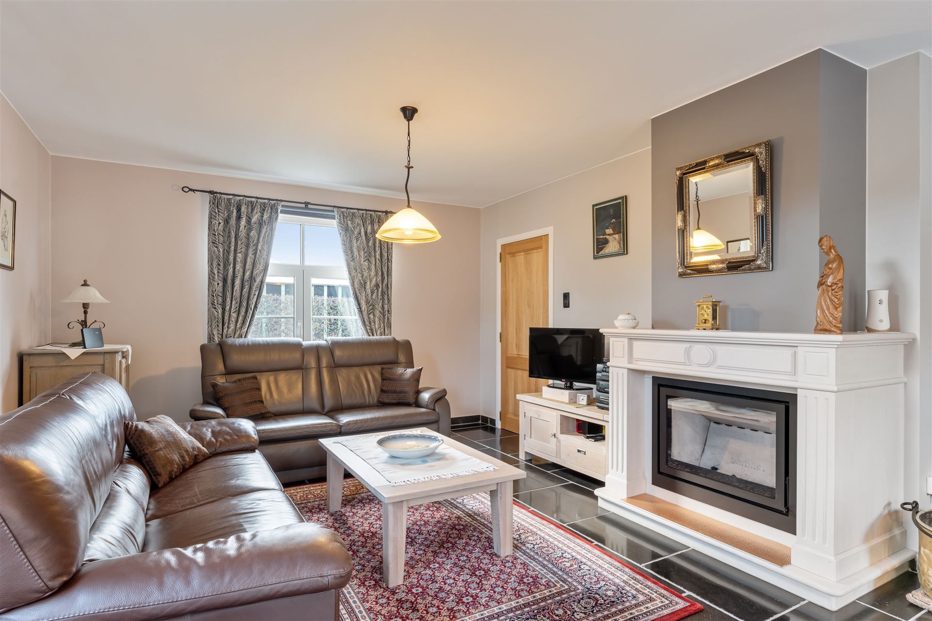 Eengezinswoning in open bebouwing met tuin. foto 10