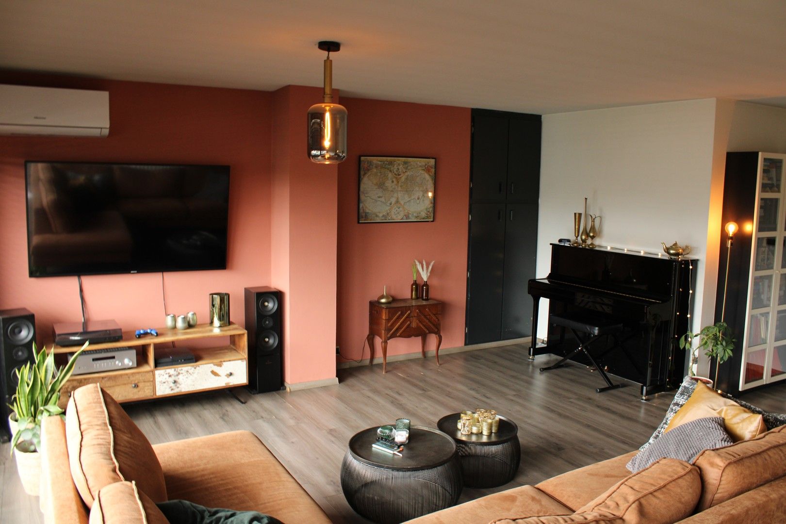 🌟 Te koop: ruim & volledig gerenoveerd appartement met 3 slaapkamers in Helchteren (121 m²) foto 2