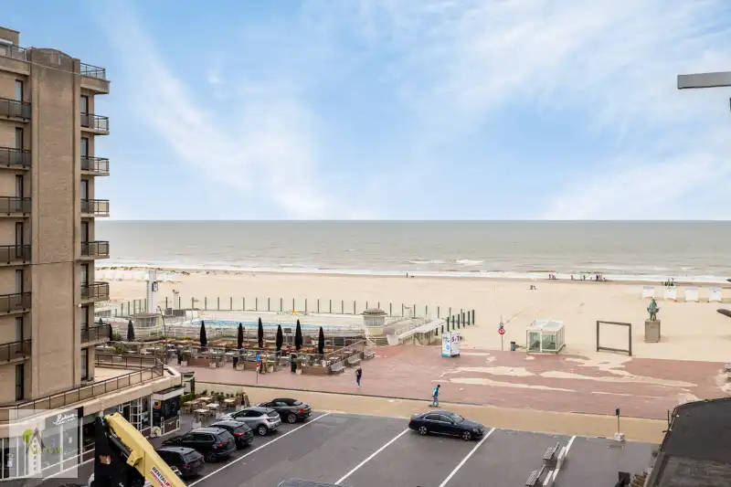 Garagebox 5 - Astridplein foto {{pictureIndex}}