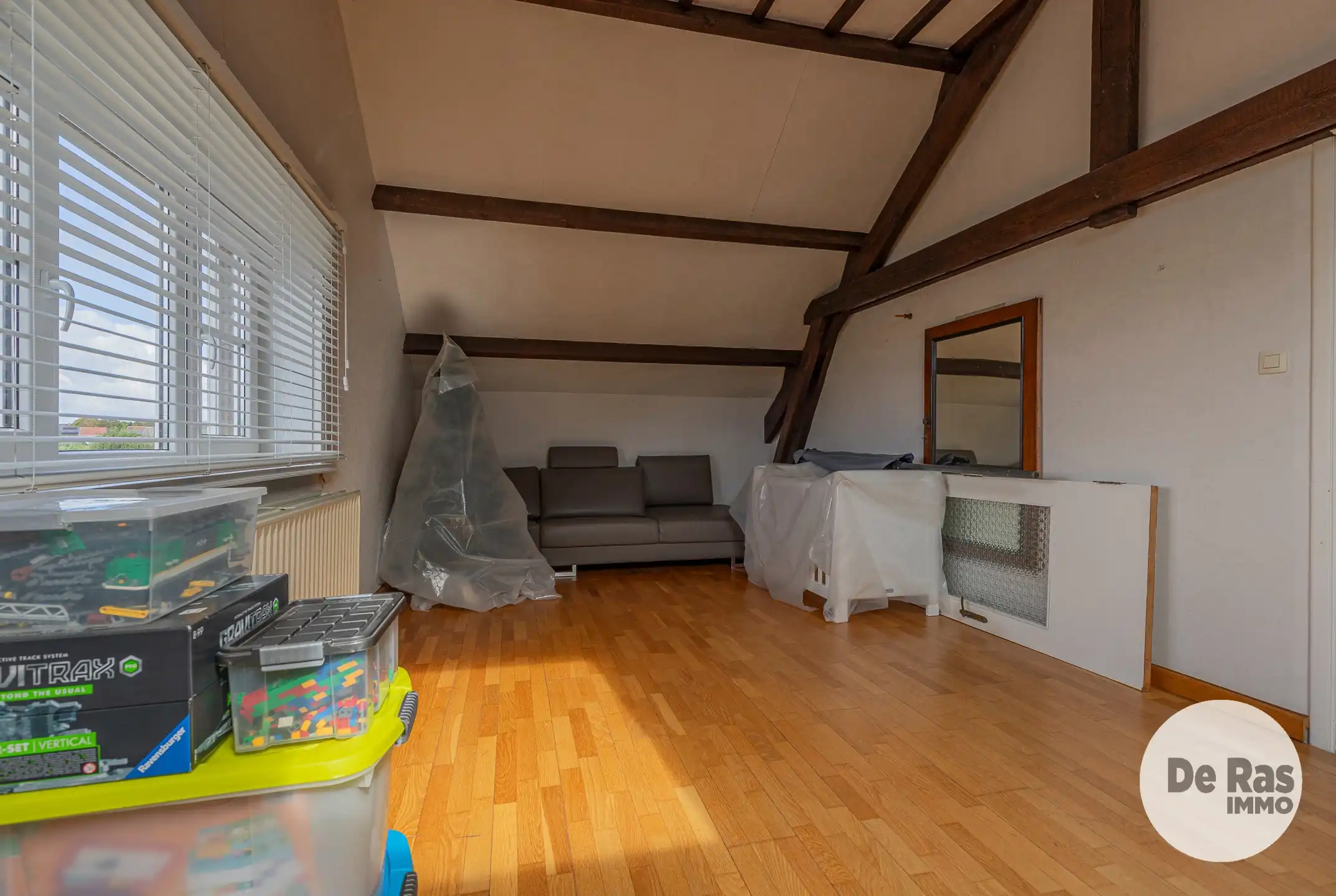 HERZELE - Ruime villa met magazijn op 16a18ca&nbsp; foto 18
