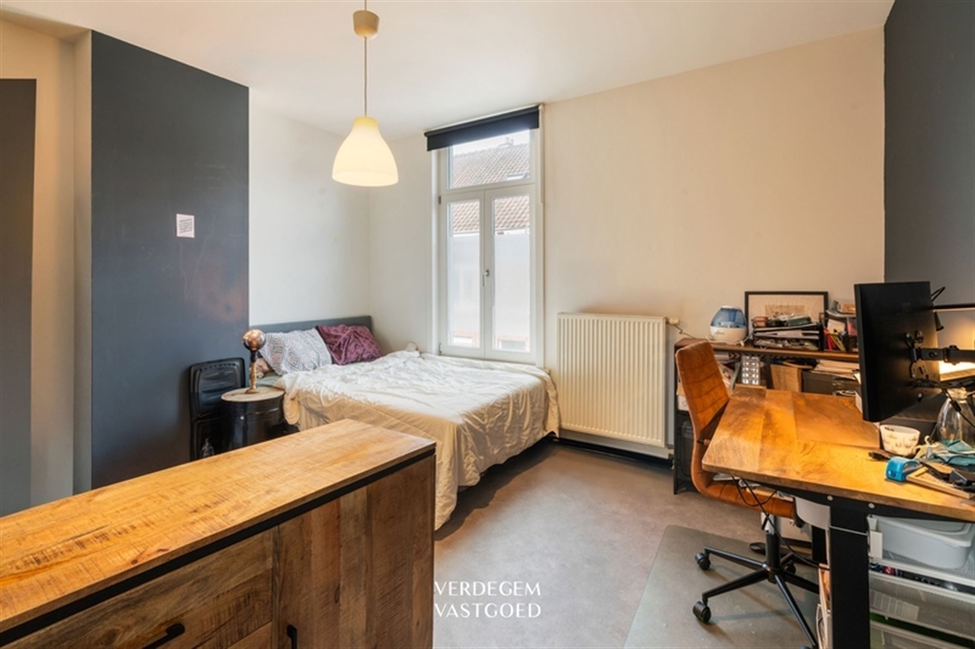 Charmante starterswoning met 2 slaapkamers en stadskoer in rustige straat foto 8