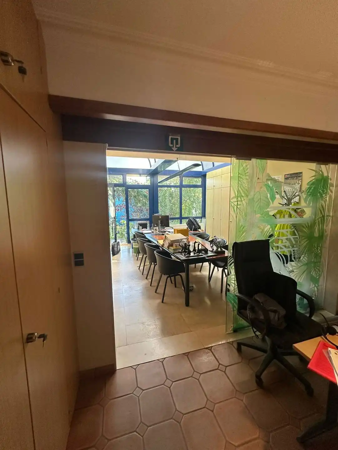 Te Huur Industriele Site: Kantoren en Magazijn te Verrebroek foto 5