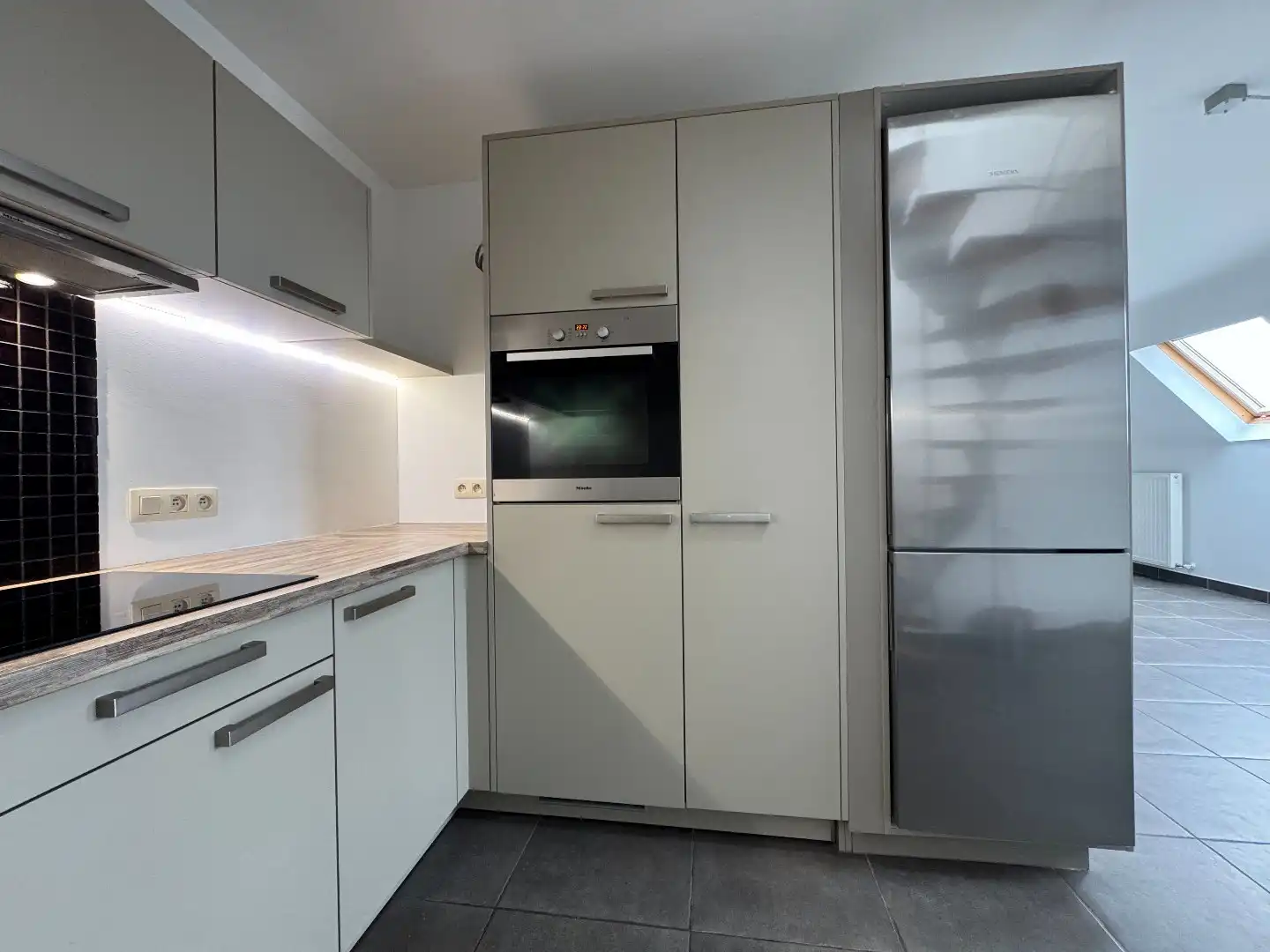 TE HUUR - Duplex appartement met 2slpk en terras foto 11