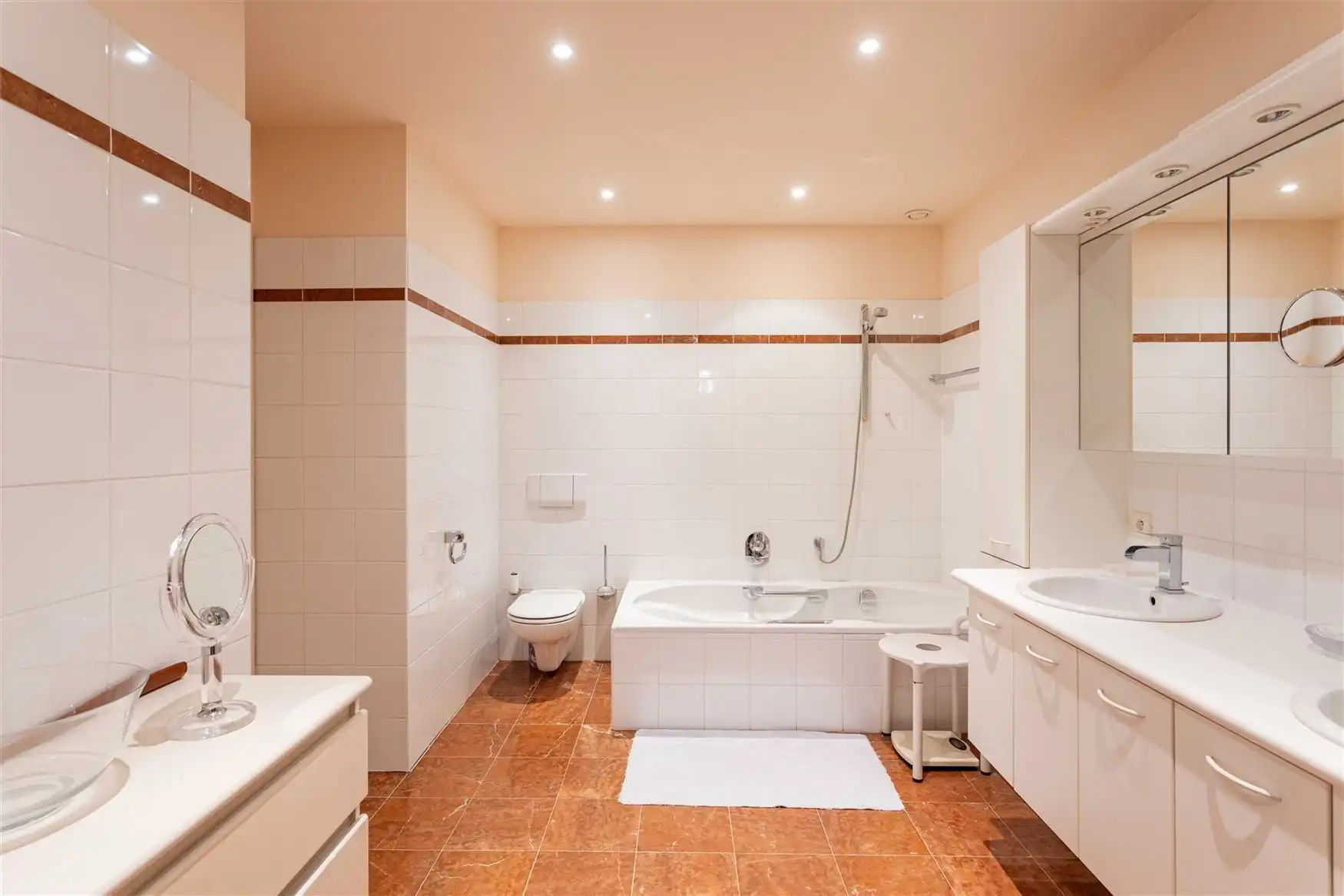 Luxueus appartement met 275 m² woonruimte en 3 terrassen foto 12