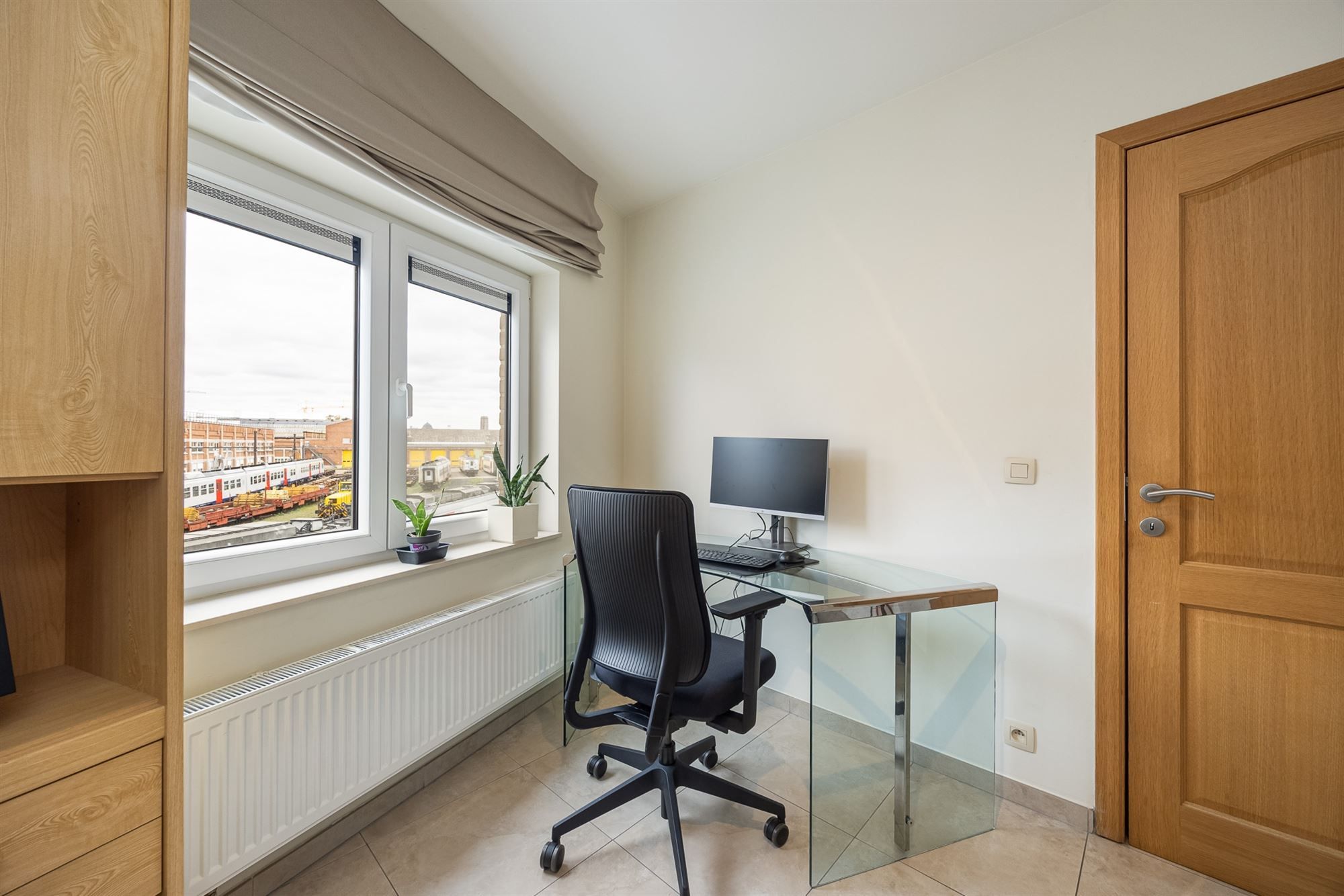 Instapklaar appartement met terras te Mechelen foto 9