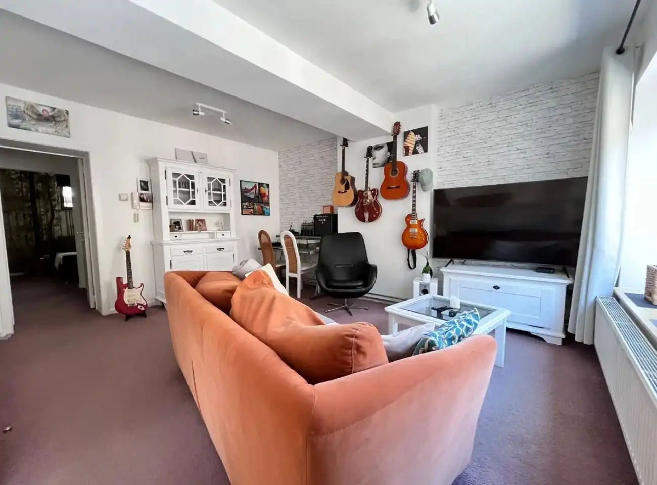 Unieke investeringsopportuniteit in het hart van Maaseik Handelspand + 2 verhuurde appartementen | Centrale ligging | Interessant verhuurpotentieel foto 8