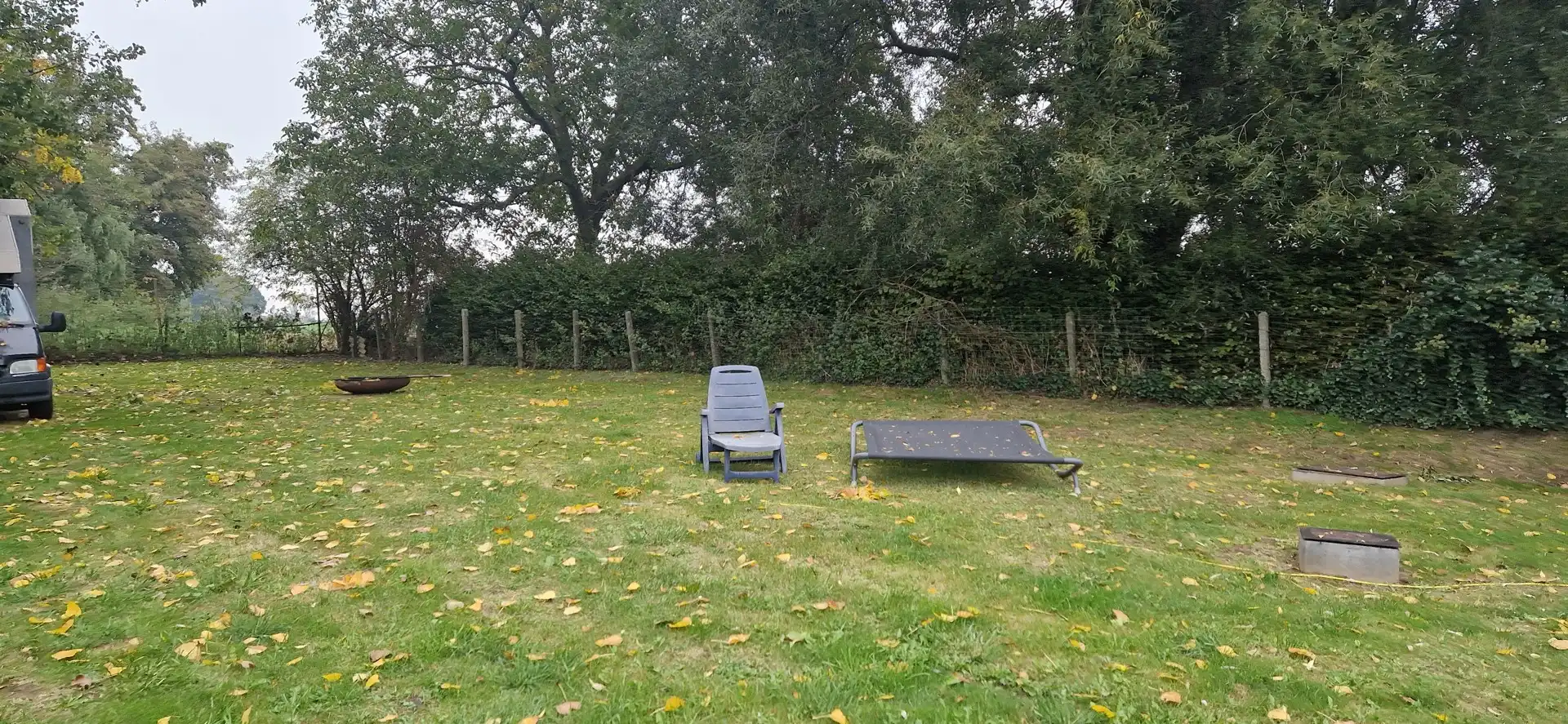 Prachtig  gerenoveerde en rustig gelegen EENGEZINSWONING (2024), bewoonbaar: 192m², met mooie leefruimten, 3 slaapkamers, garage 2 wagens en grote tuin op 14 are 54 ca. foto 4