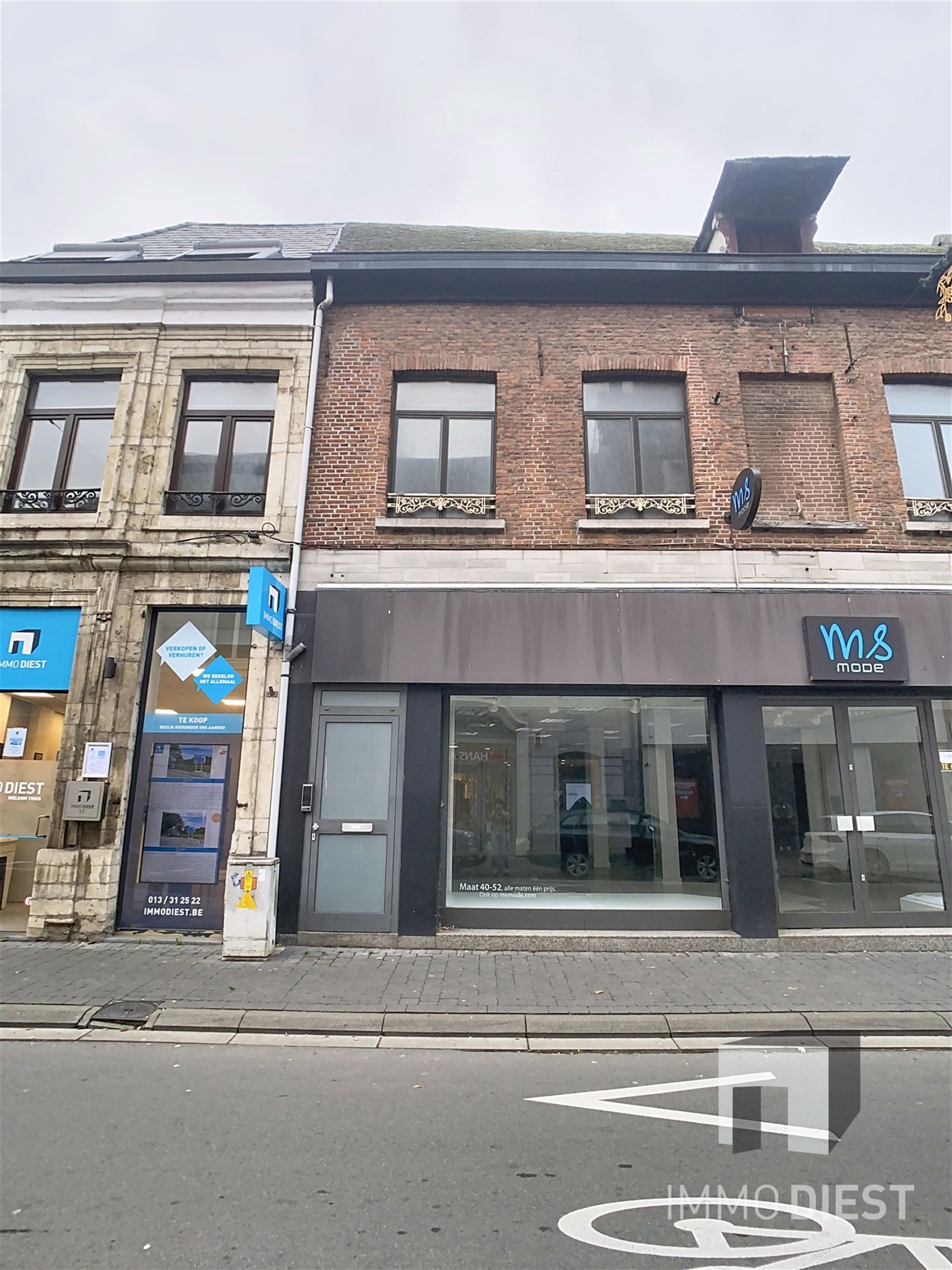 Handelspand met woonst – werken én wonen onder één dak voor slechts € 295.000 foto 17