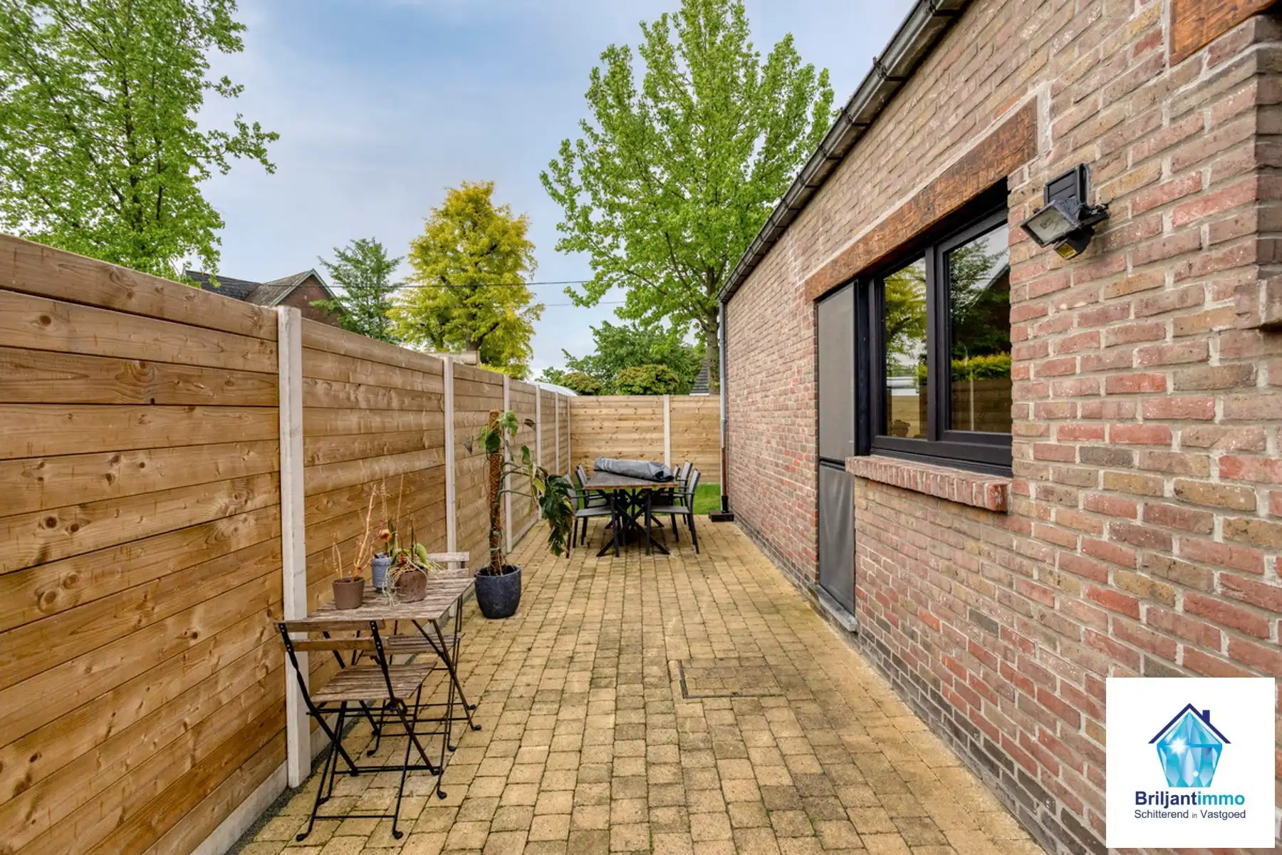 Charmante villa met garage in gezinsvriendelijke buurt foto 17