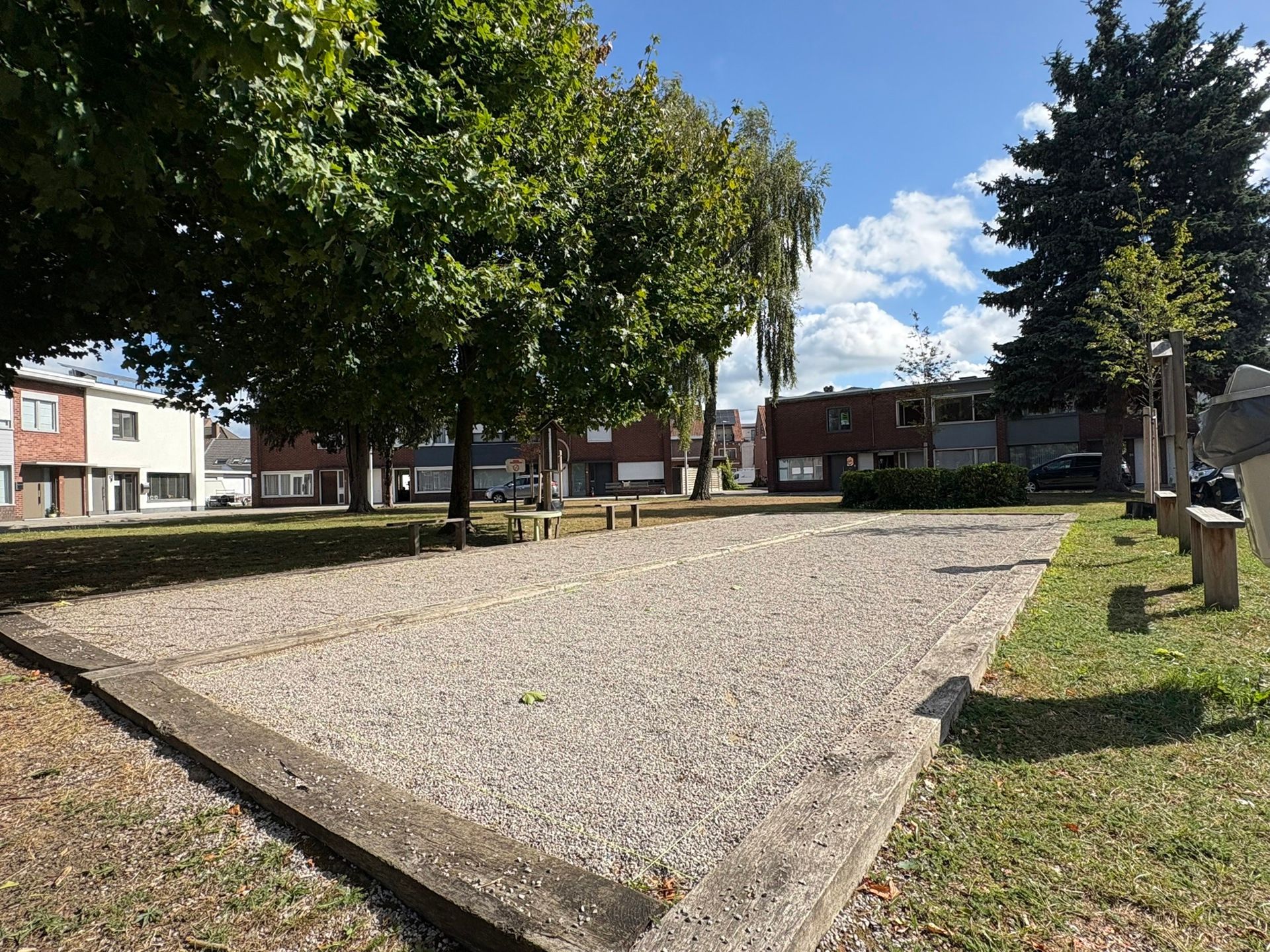 Rijwoning in kindvriendelijke buurt, centrum Deinze foto 9